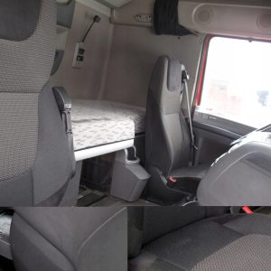 639fb27d1f98071b2f4a3c57a4feb720