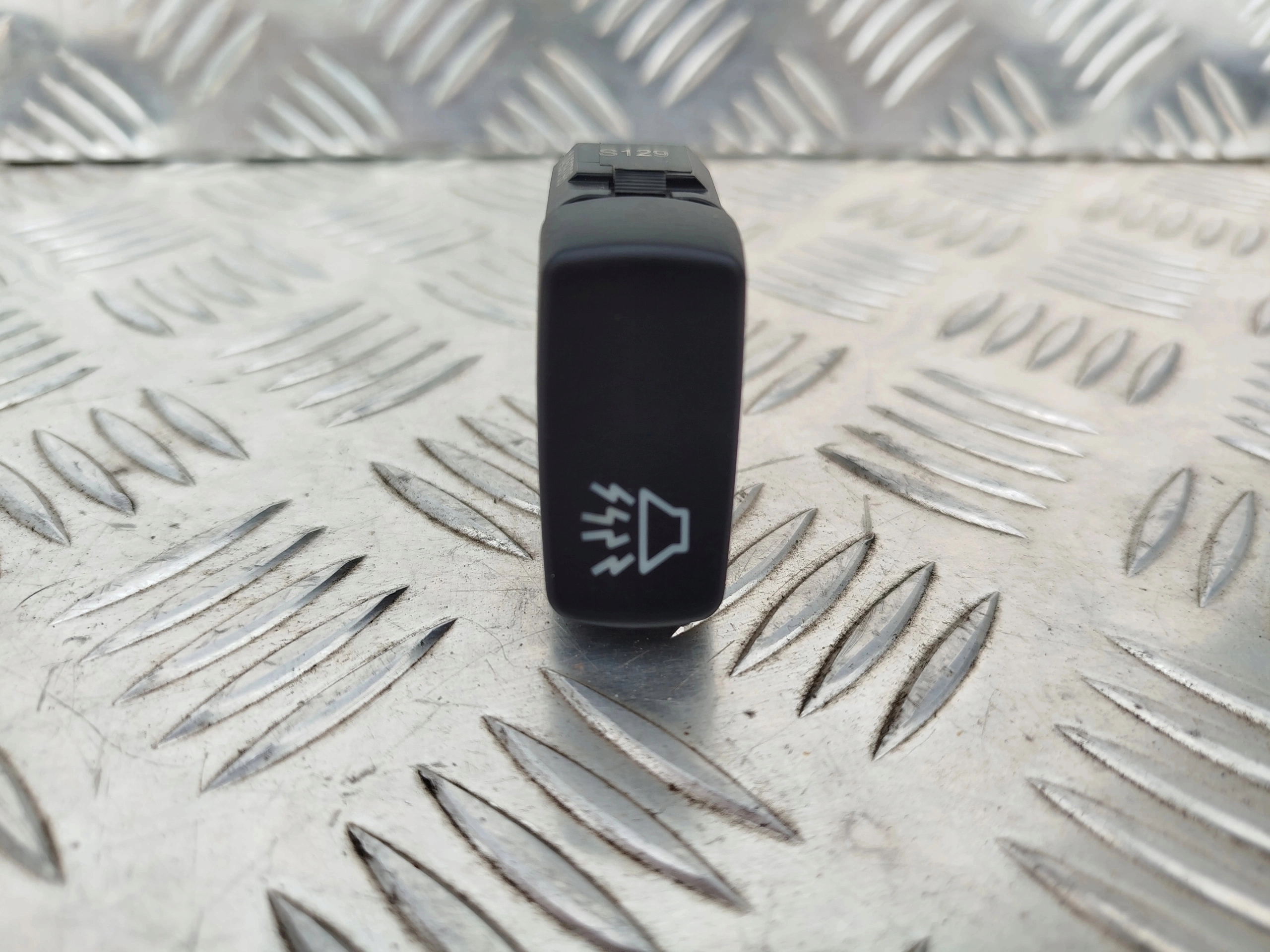 f835887a2691dd8855684c03e47c5030