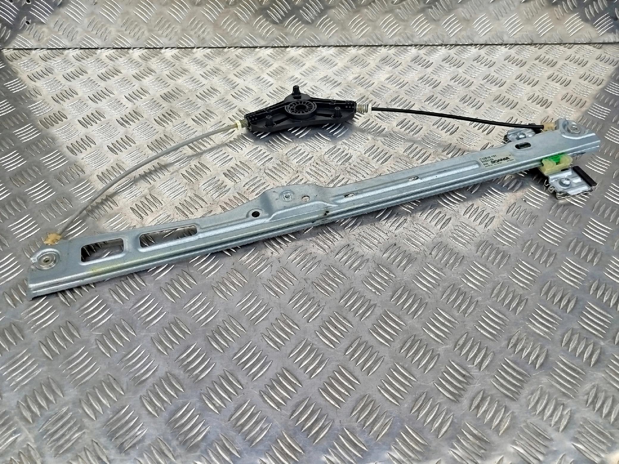 19ff6aad4f156a54a8c6fb1550579276