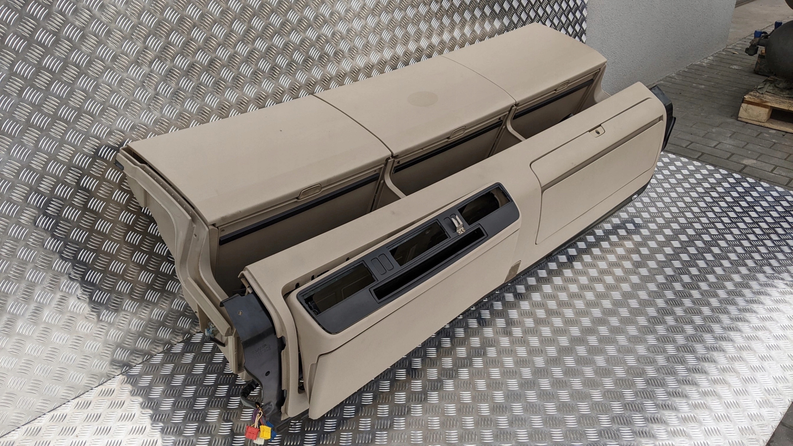 ce7a04664fed44ae184a3428fe1c7b0c