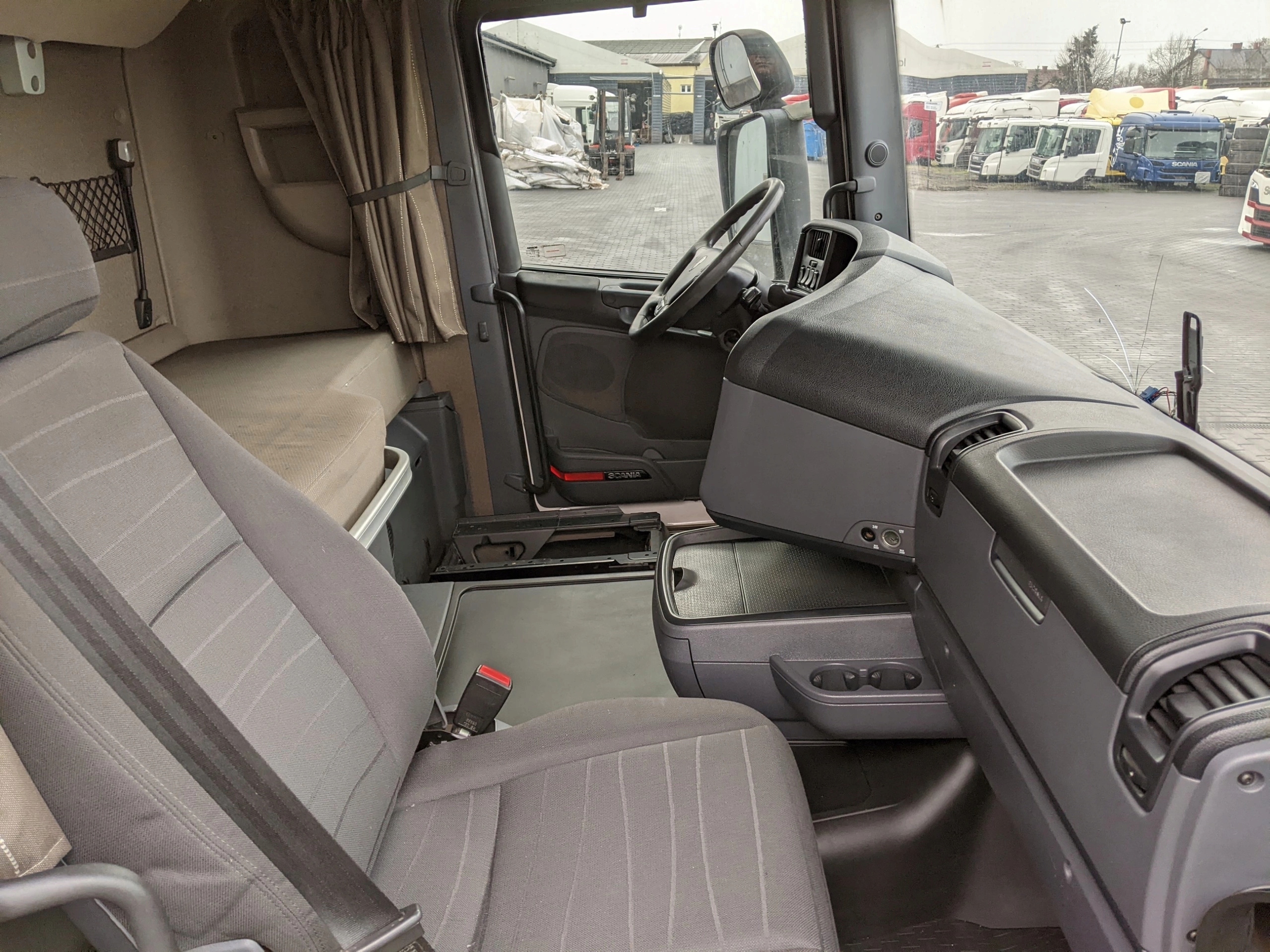 094220671e8b1af74b30bd15500fca84