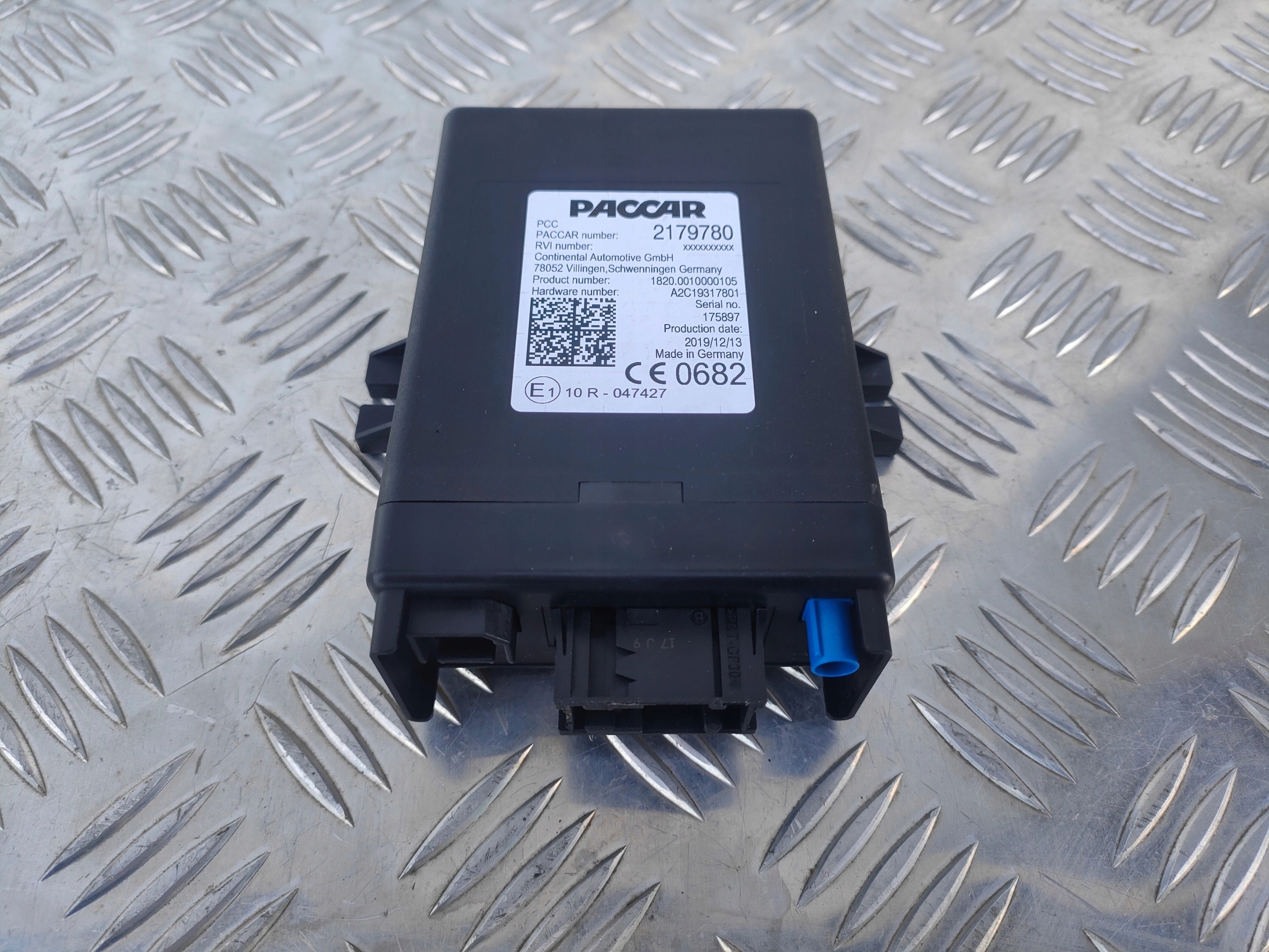 e7fe43985237f56d1eaa01ed15ab6a23