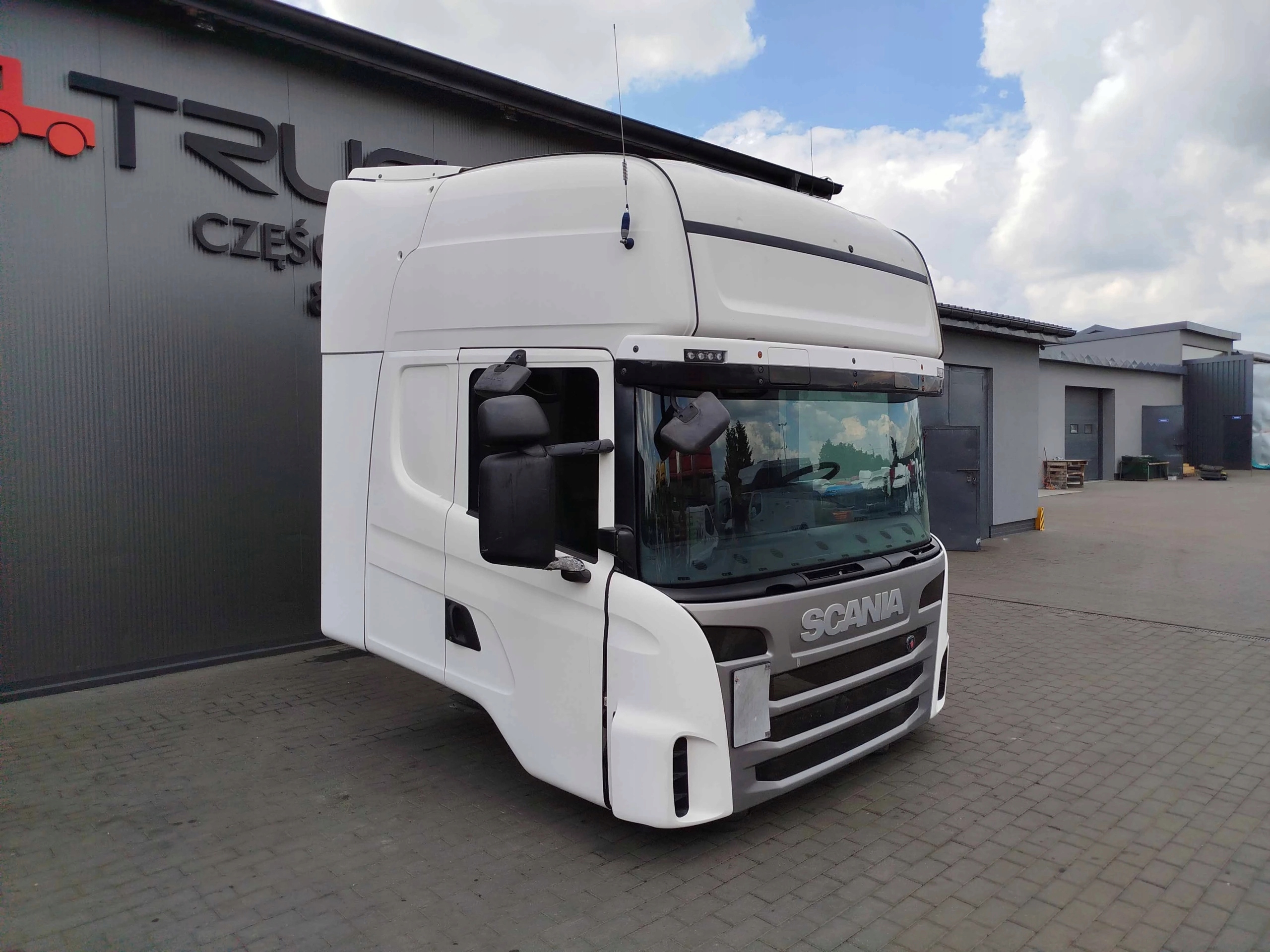 c6fc98fb00b25ee57fab1c2fa8436928