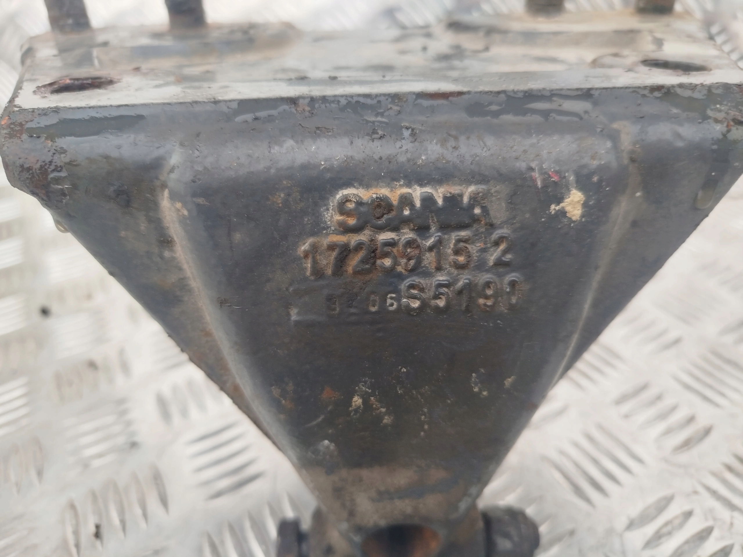 ba9bd17901258def3bfa21cee49c3d3f