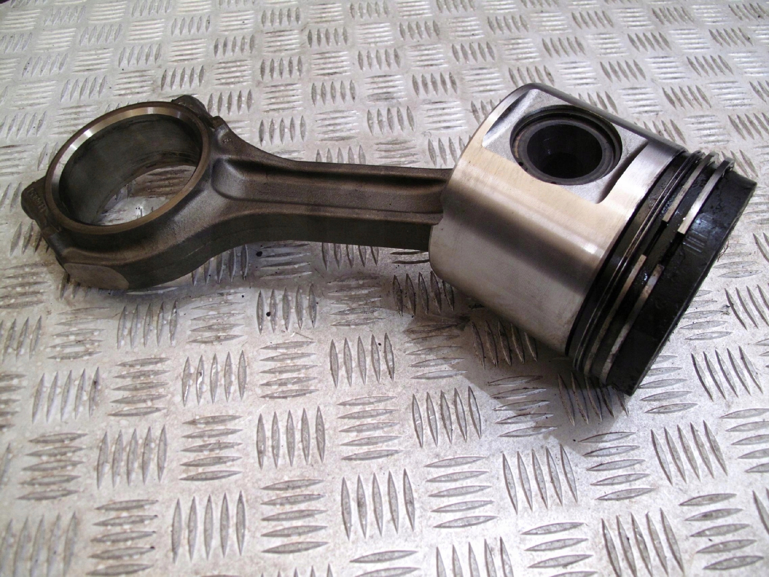 f957d31cc69dcb81a630f707a9a76d88