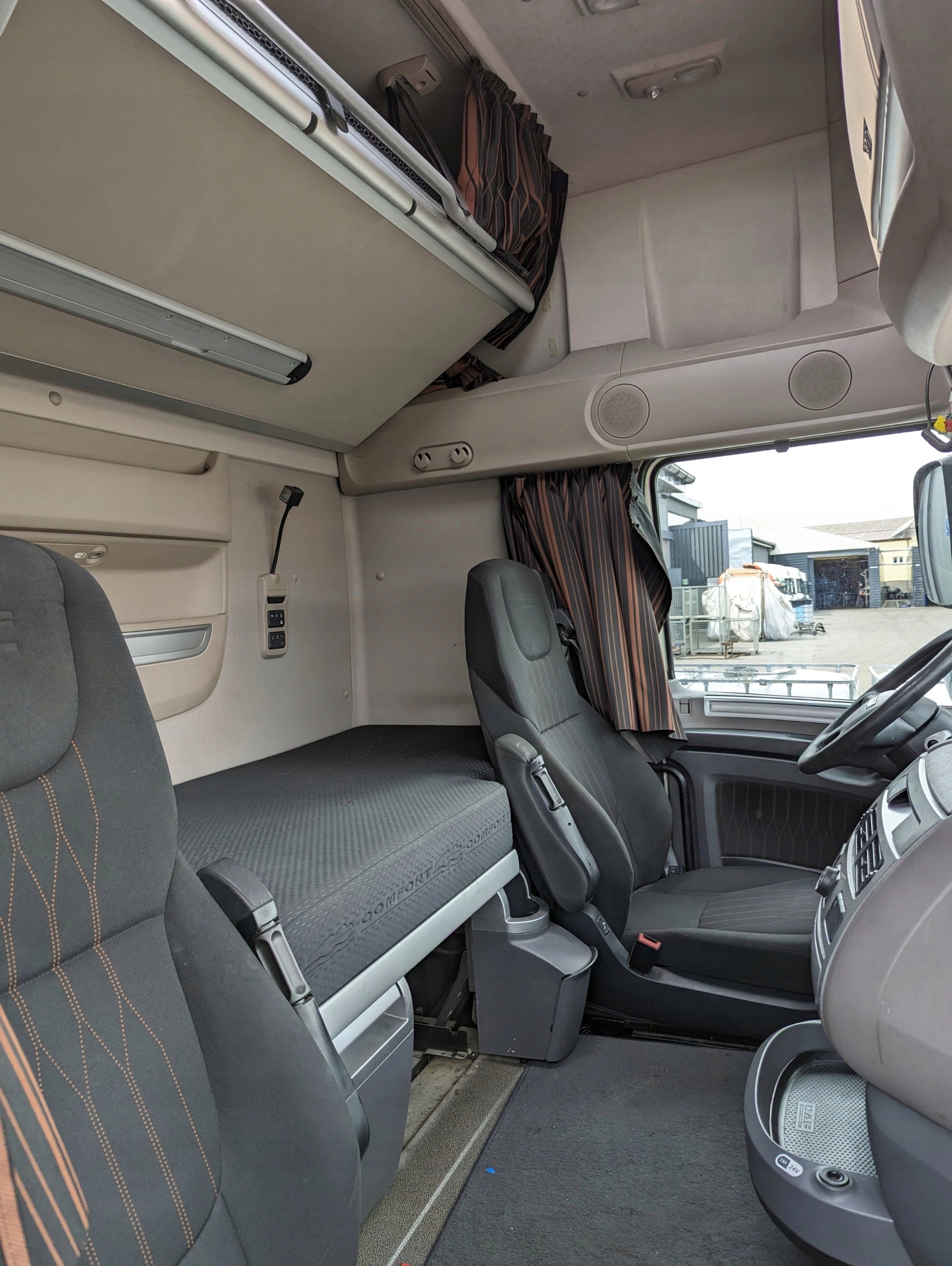 4fa3ae4e0a57a475dbef10b5833f7147