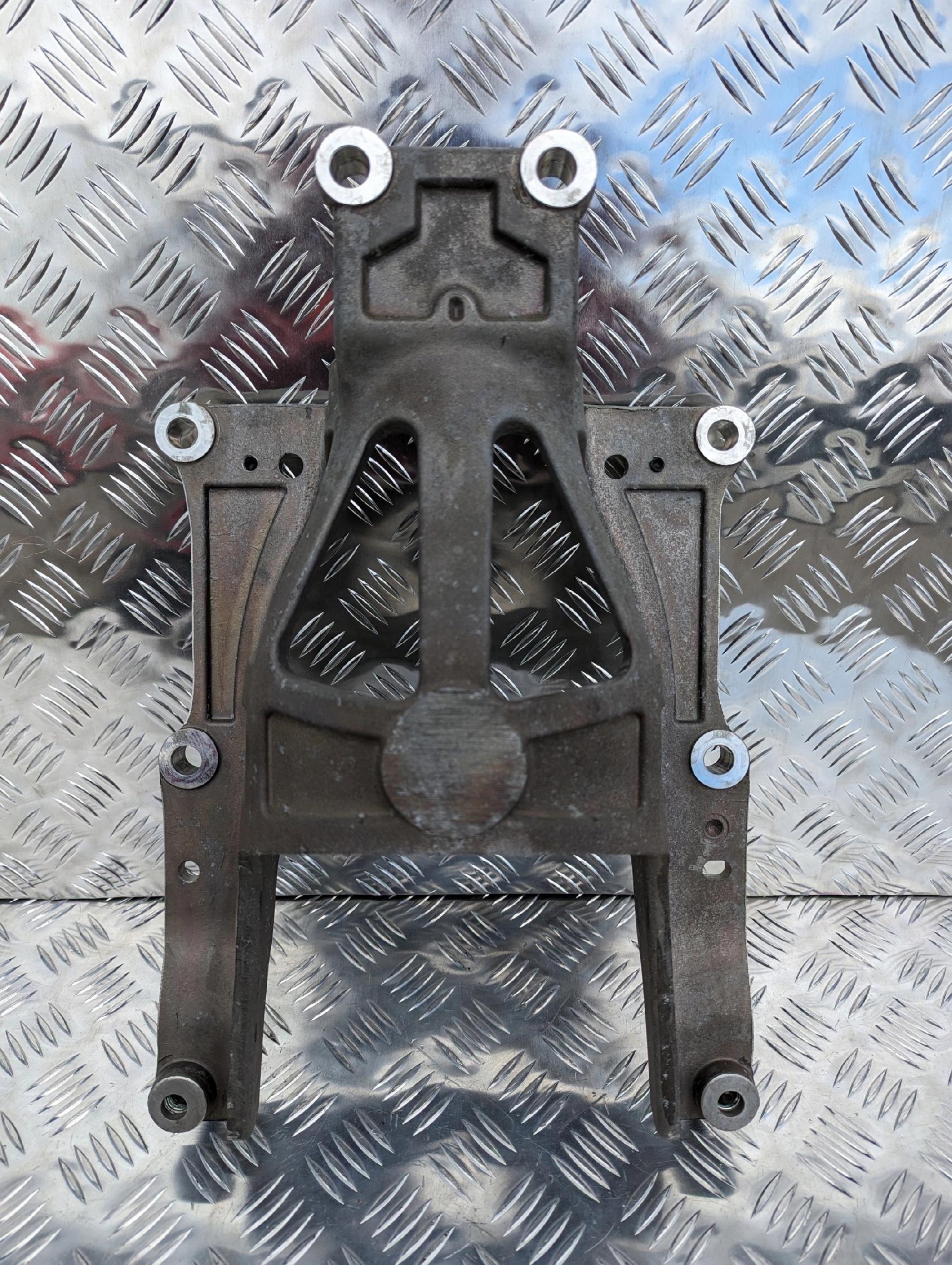 8e5c2430dc72d2e26cec58a1cc5dde72