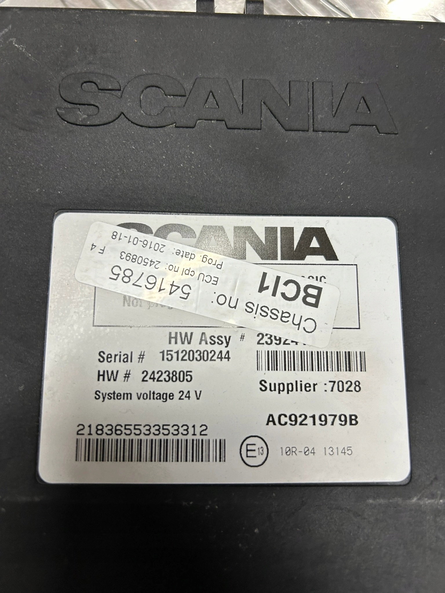 f50aa1b25ae85f7f698aa3613c5cc281