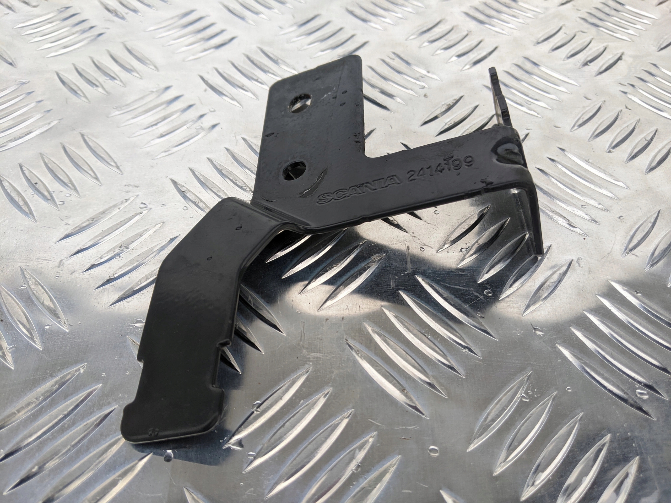 704baaa03de358715d0b384dbb6baa8c