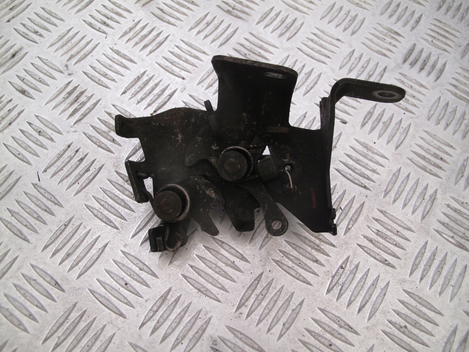 047ac2b9d2a2d9db6b0d025398a74f88