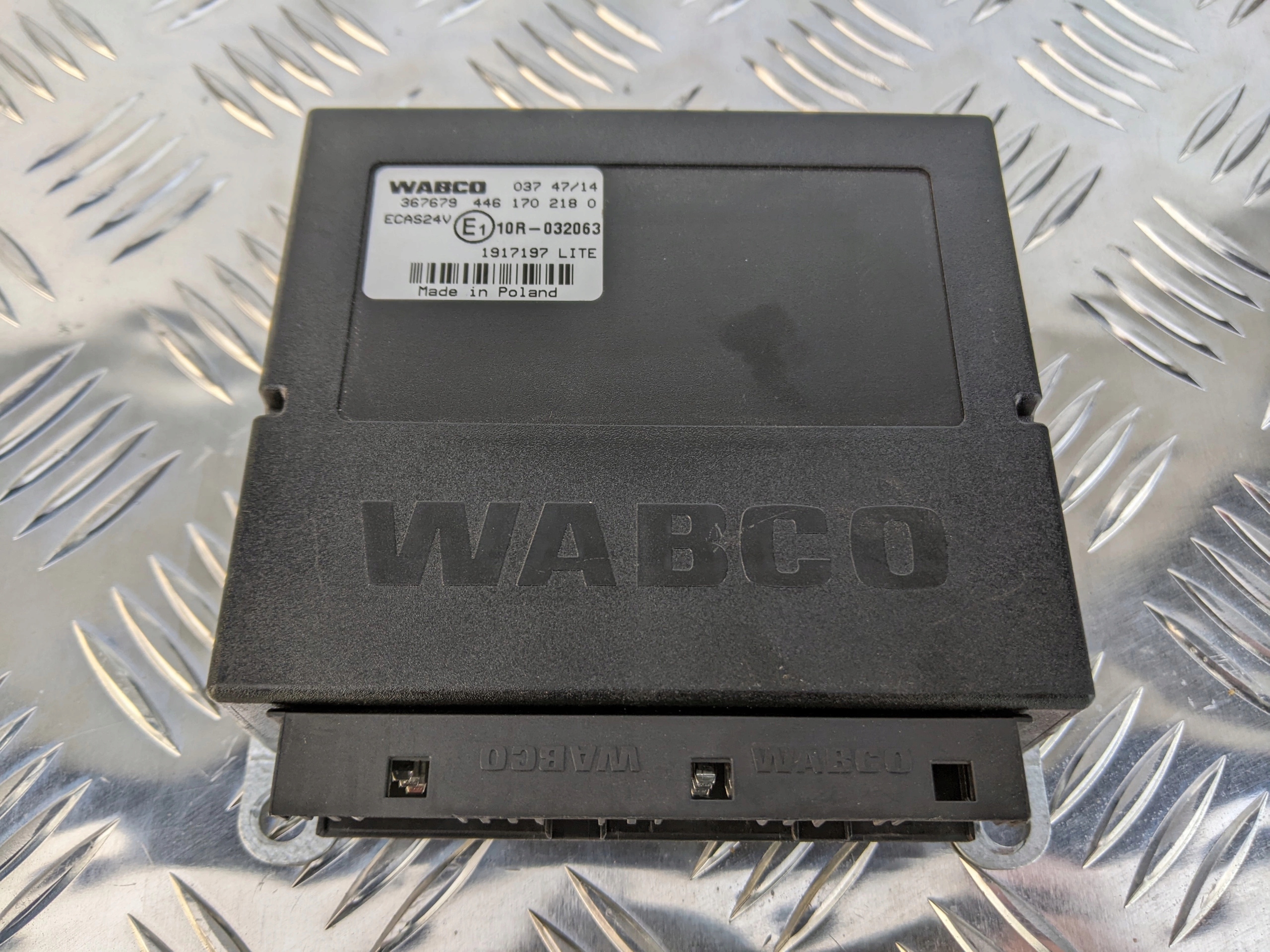 b17f8f5fe22e345675c0a50bd8ea0942