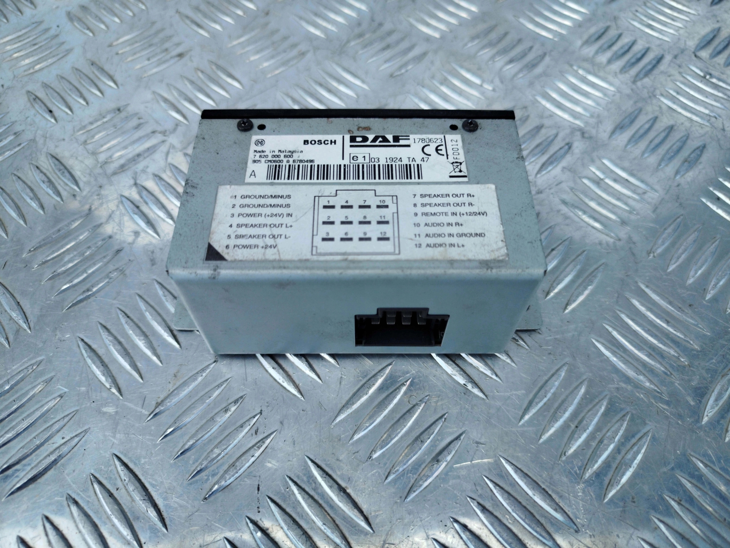 739a64081ab98f2366b40e9c2db52095