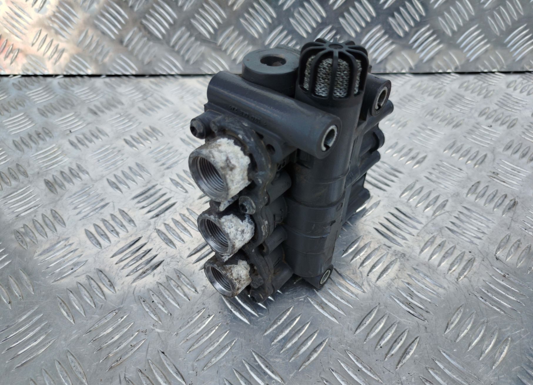 9c7596a3369ab94e921d9d13259c1b9c