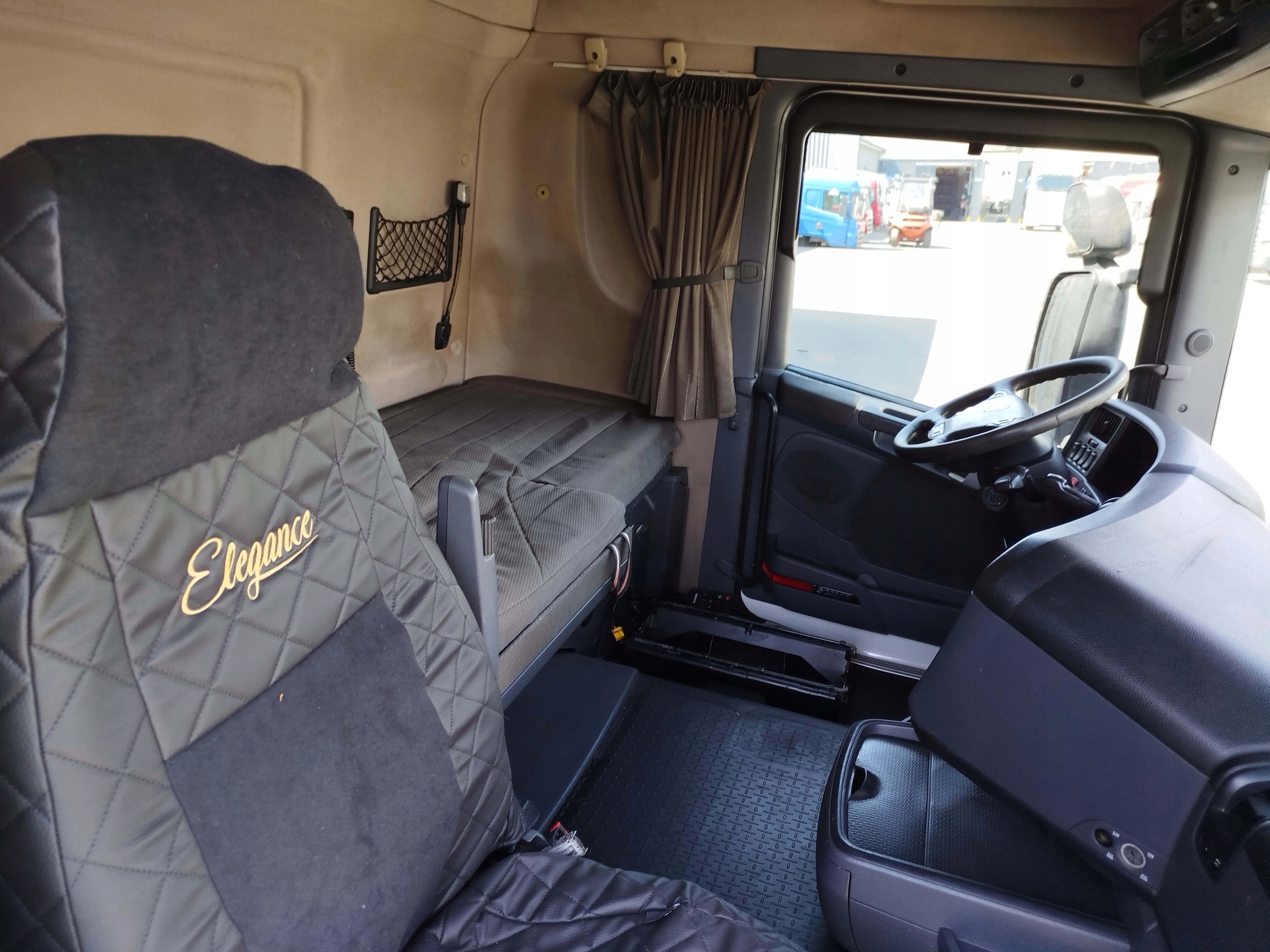 1f0f727554b205ba2f38bddbe5921c24