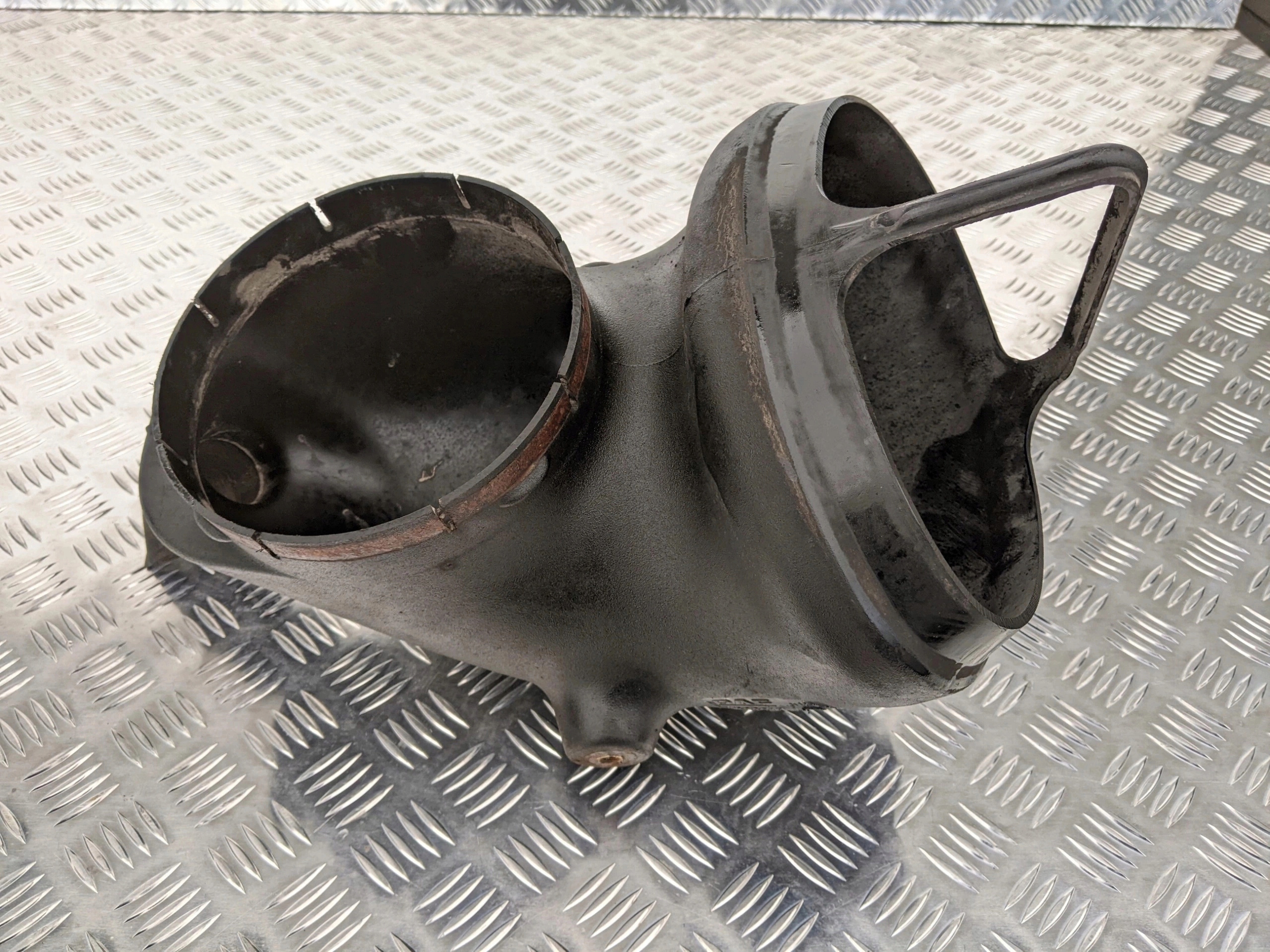 4de2fc6b1aa6aeead605d8aefbae7372