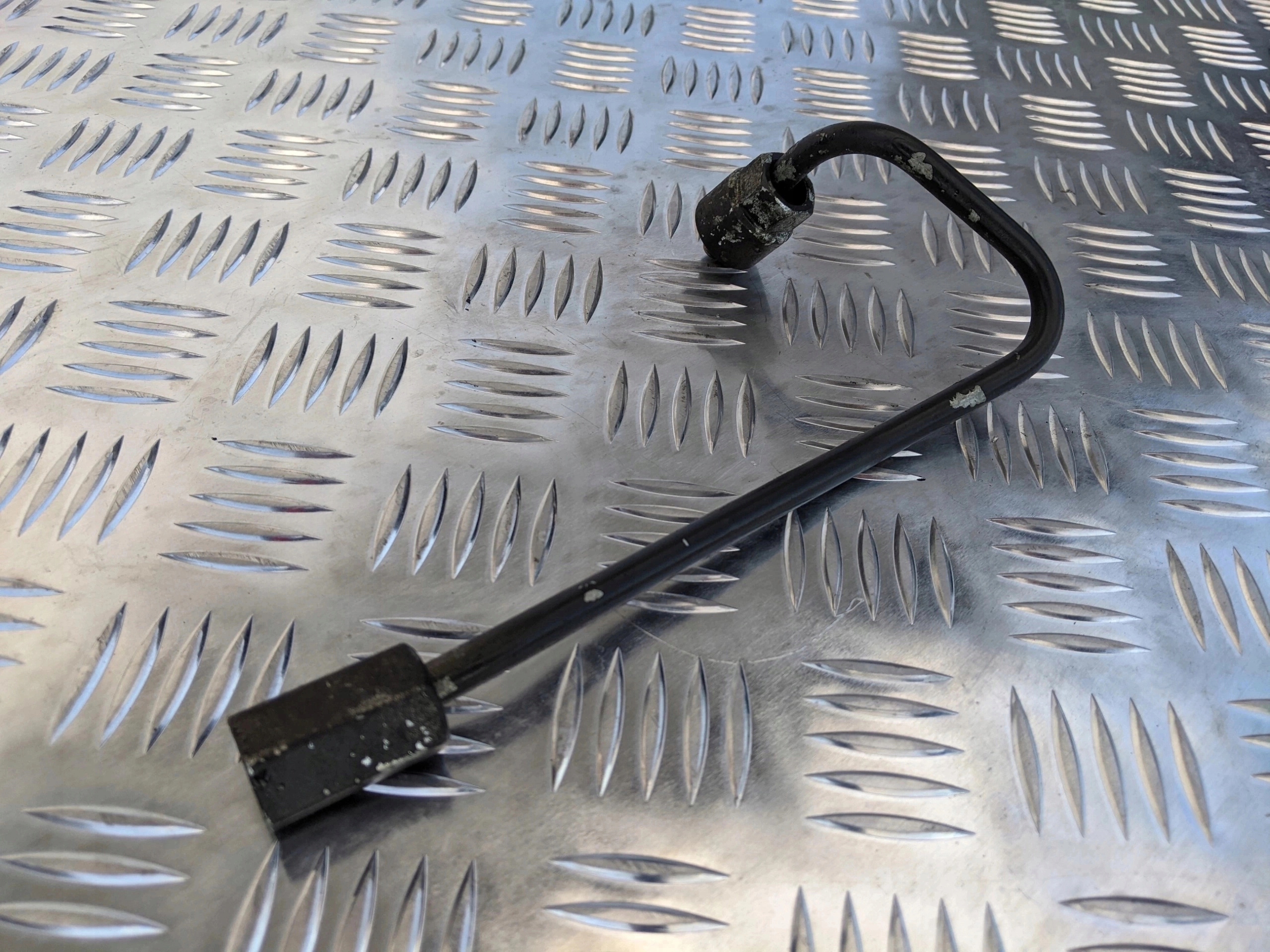 8cd15feec011f5bbfdec9bd08043602b