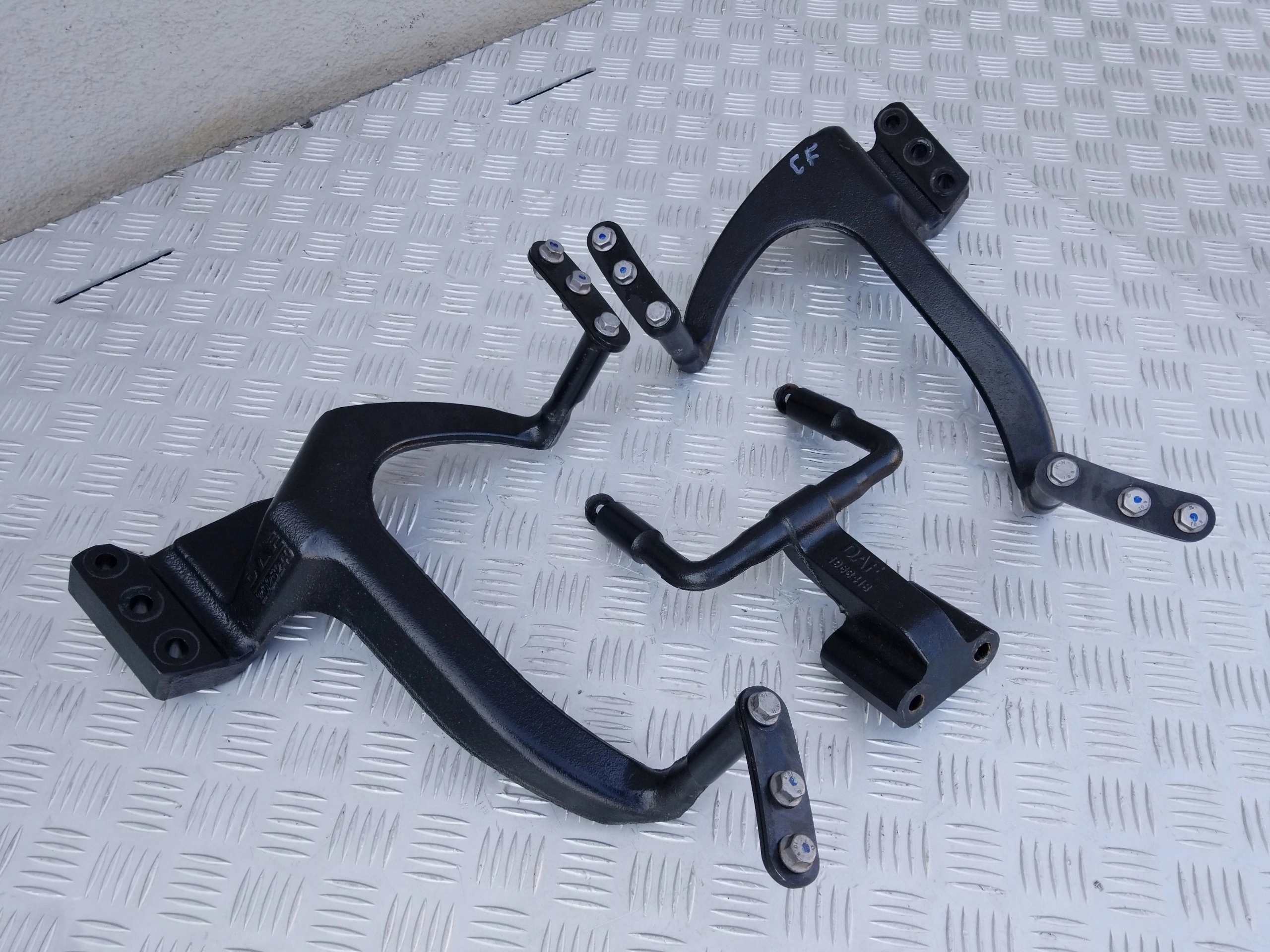 7c13e298af6c4f153bbfd6ed647b0044