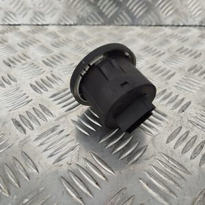 fb5e08e5d26d660ccbd1ea3851b354e0