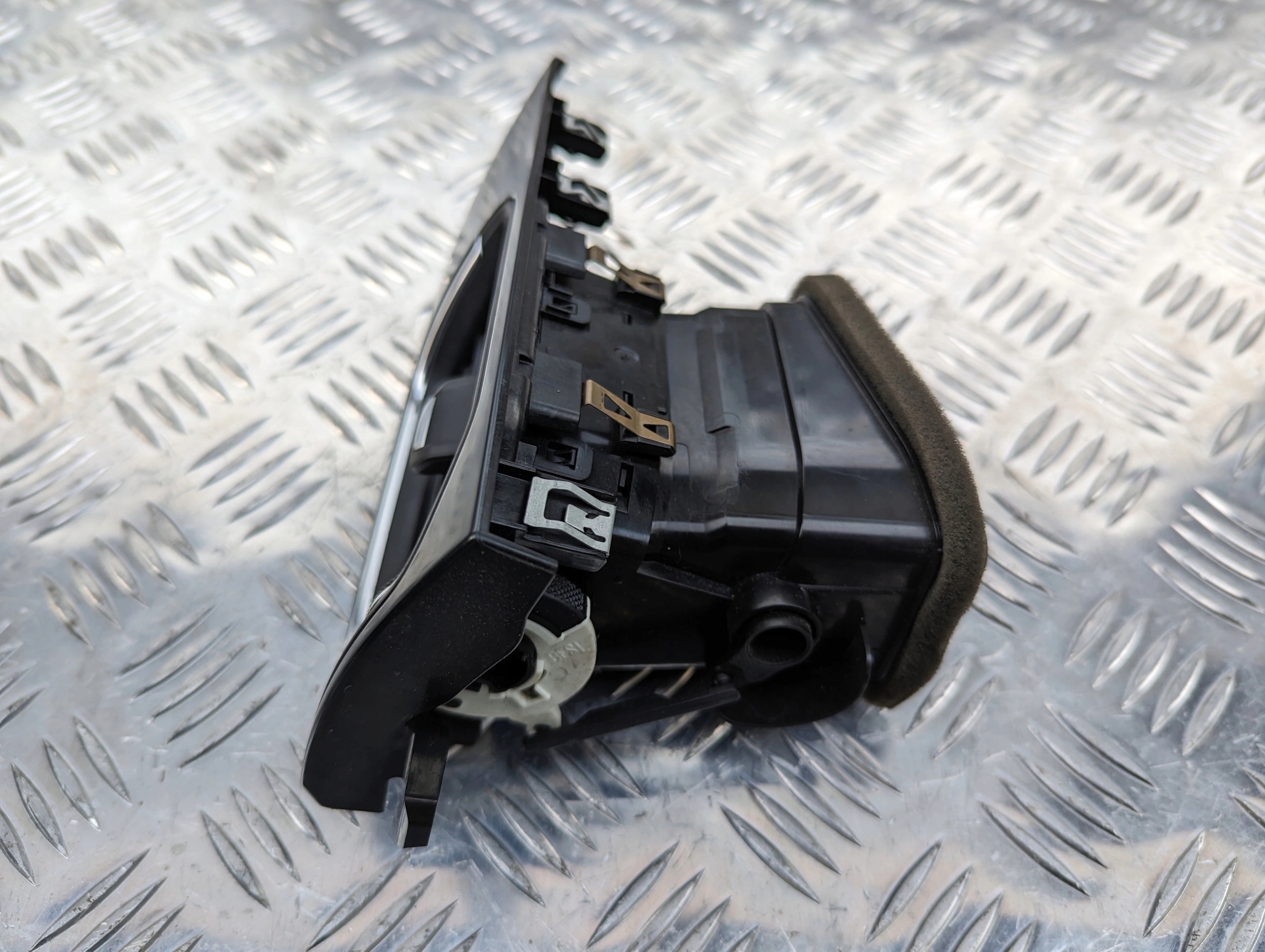 eba5ba2dcc3c47e2bf4d1fd46dbeab90