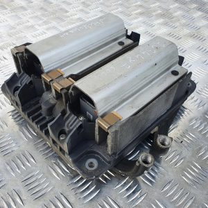 c738e682c58bd03384c4386317fbd662