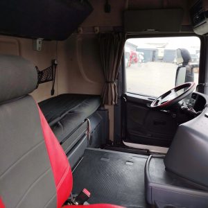 2a7dfaab98ae5e08f8c53e9e67a3e41b