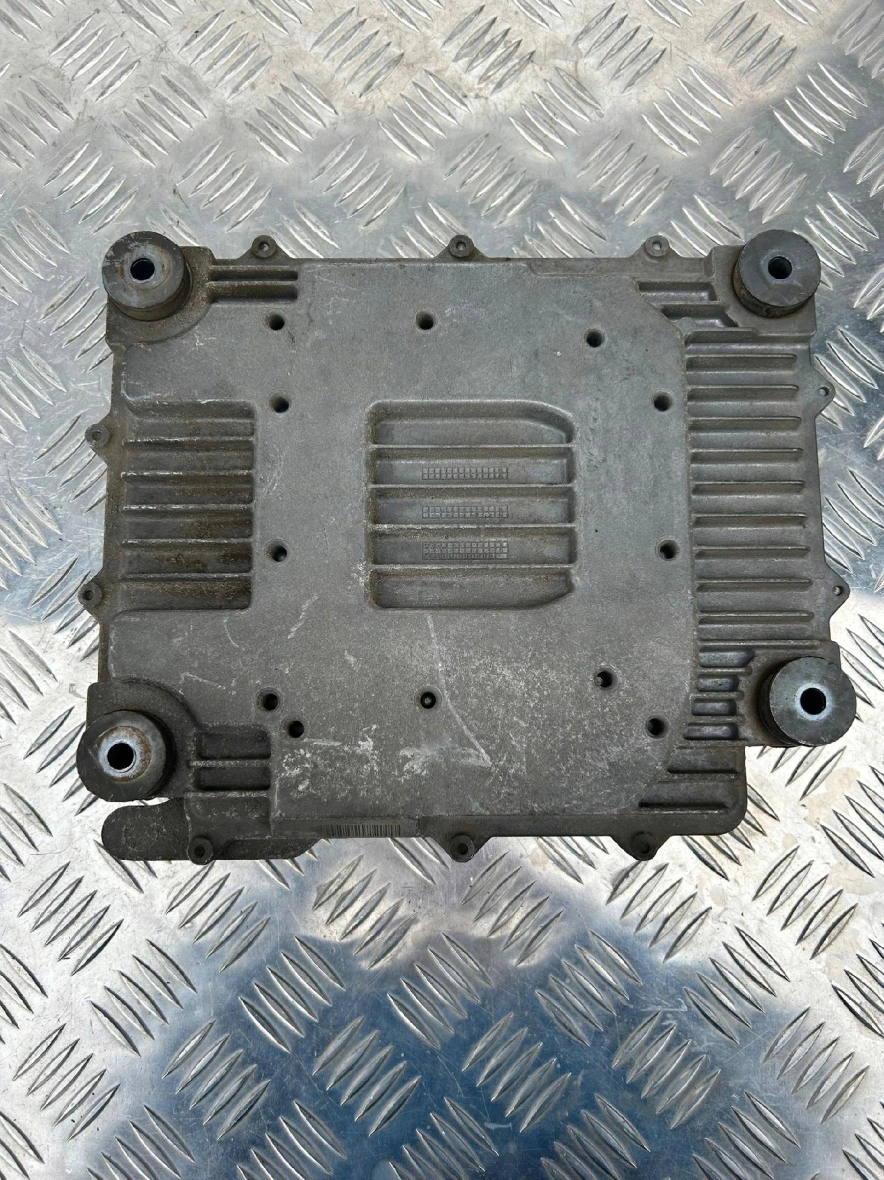 bd1db6c15ddb56d122d3e7c24c1e05ee