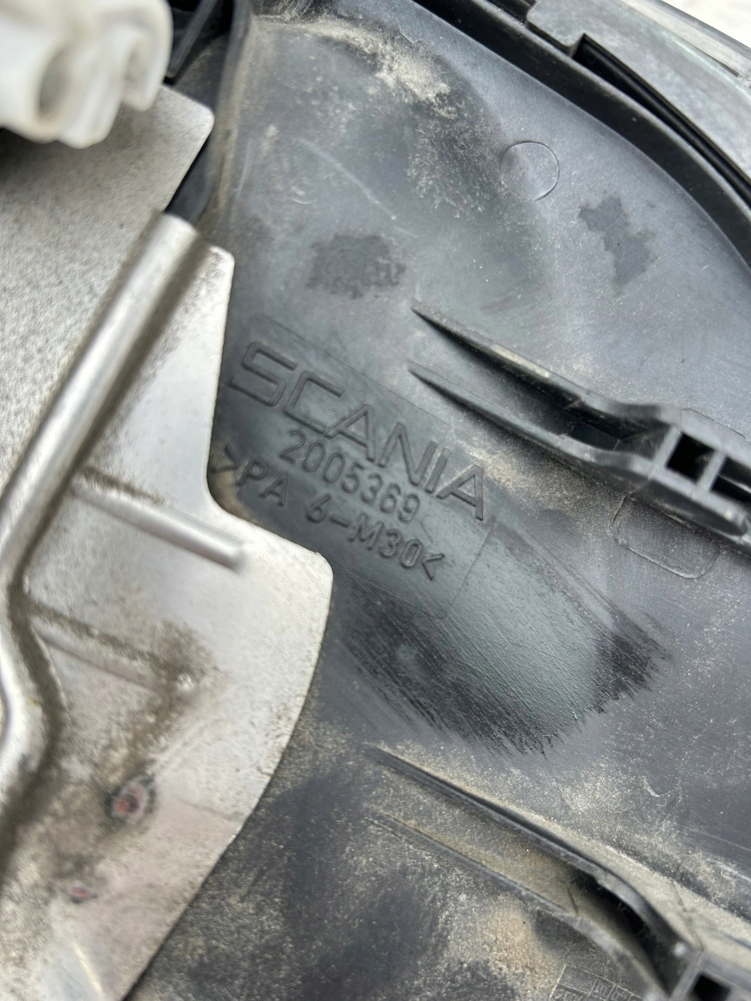 41a8a55b922b4d7b29b3d94c69ca169c