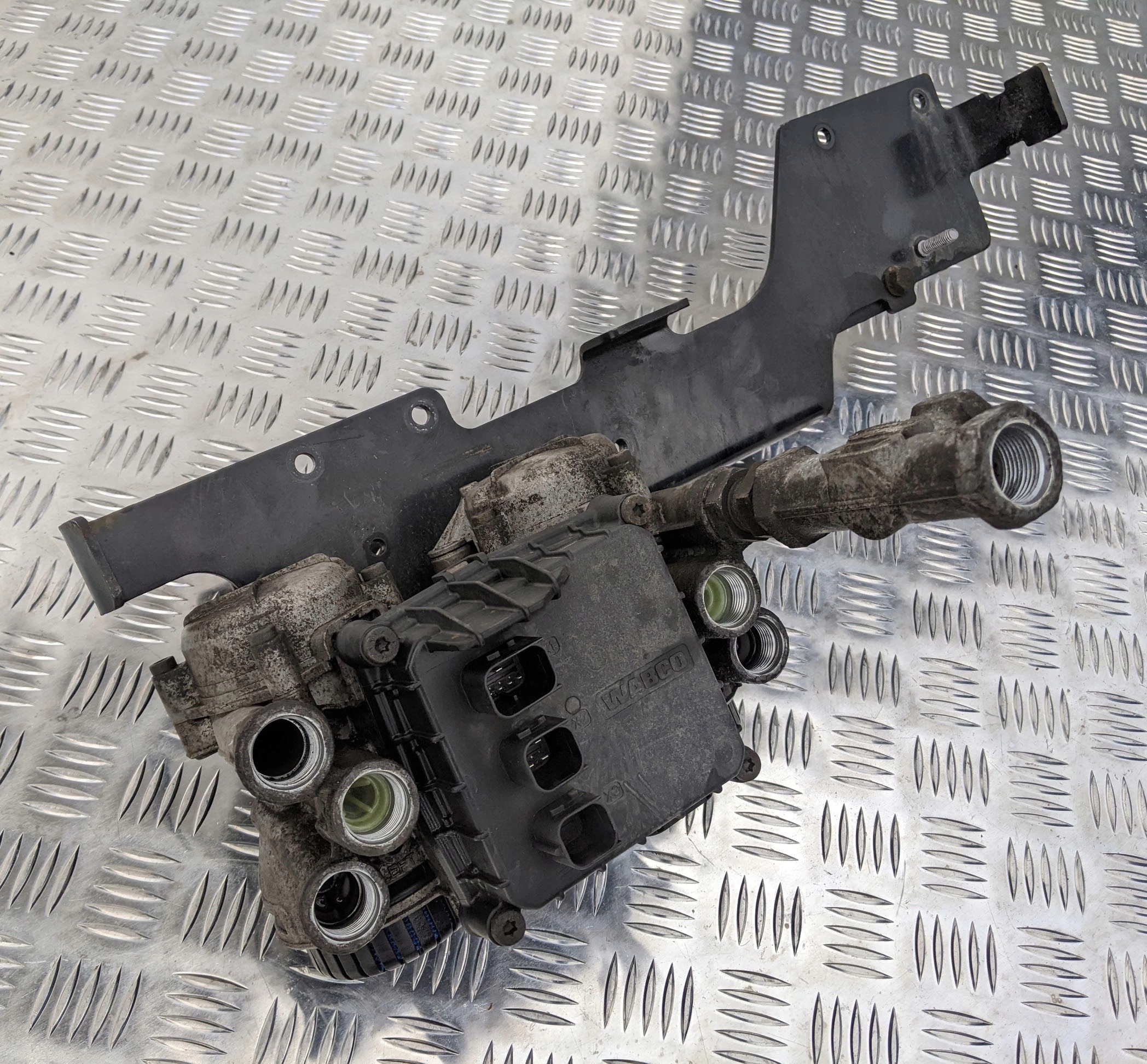 6a8bb50ef374d1ad5d0a3e44c3c3222b