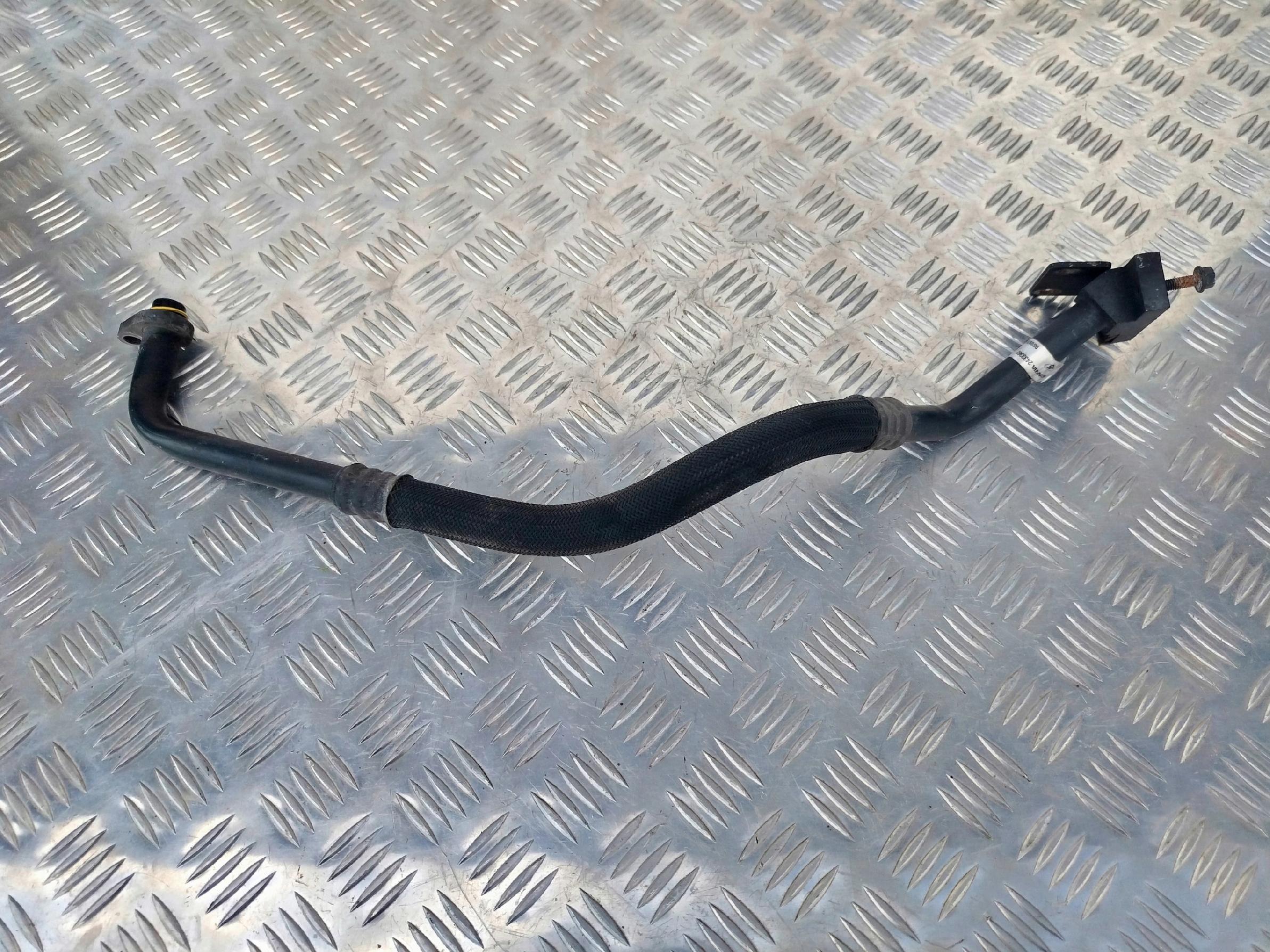 8d0c8a65e2cc8cf0b332ea922e4bf86e