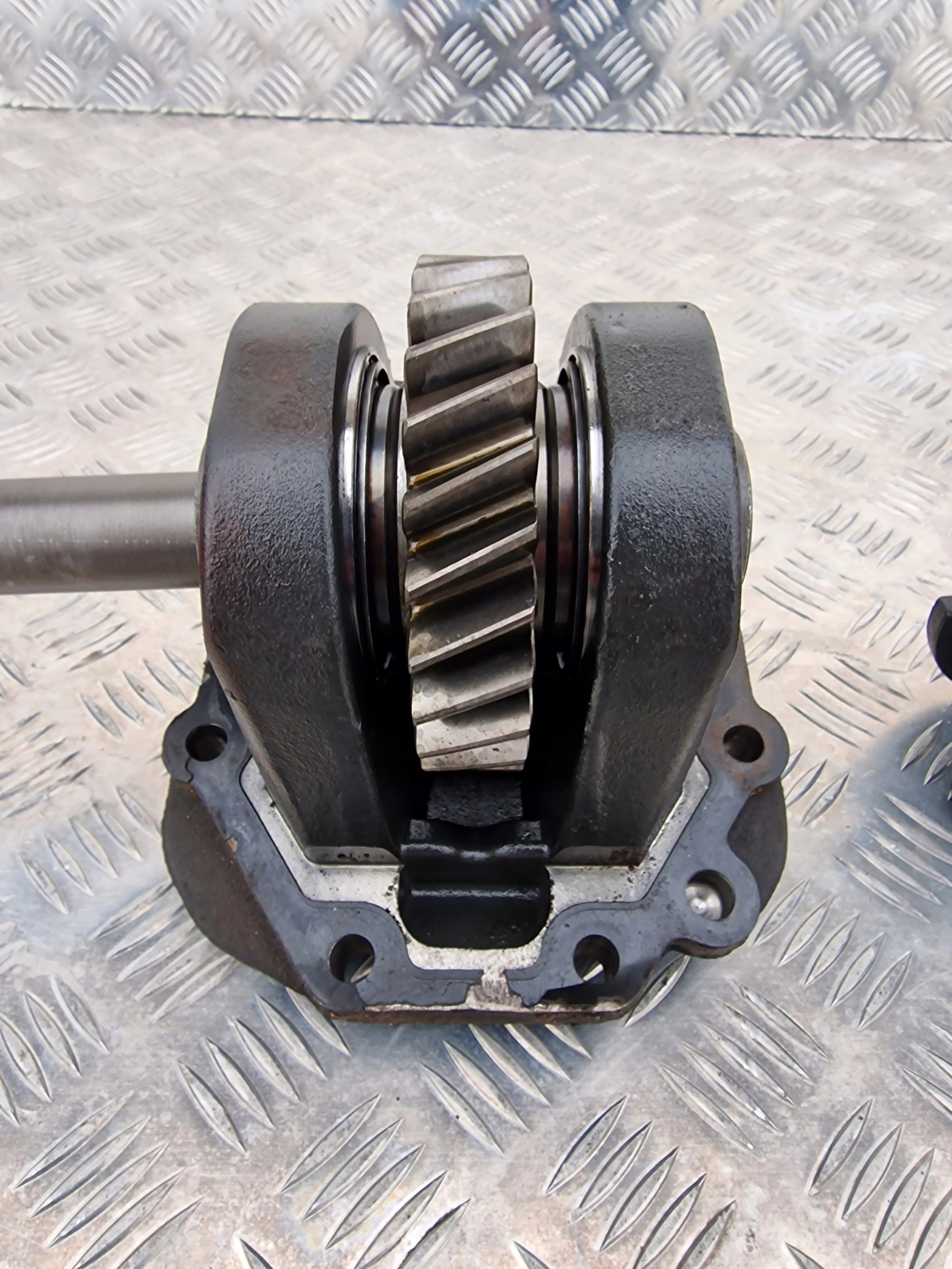 98bbf4bd2d241771e2e007d81980ec06