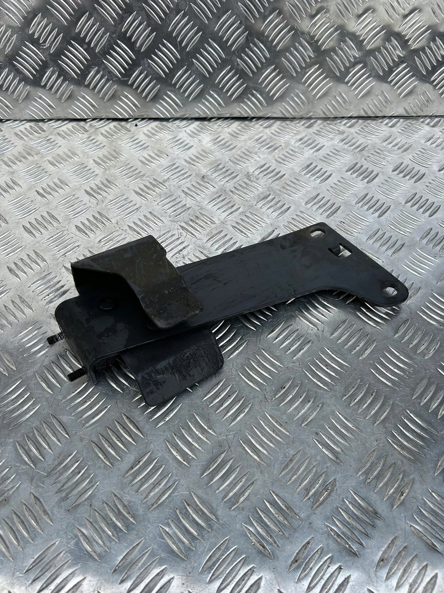 d7ee9e86f2e7a477bee75e98bd4bca95