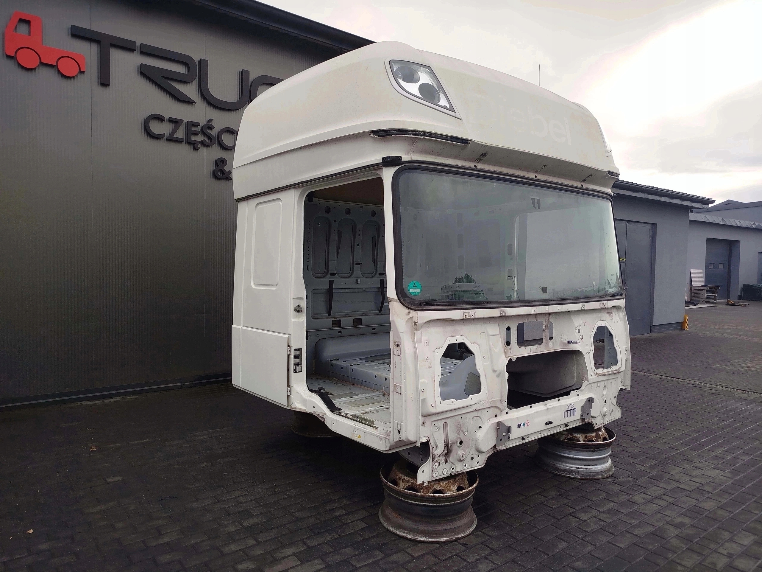 b78bb5a1495816928428d452abf56ecb