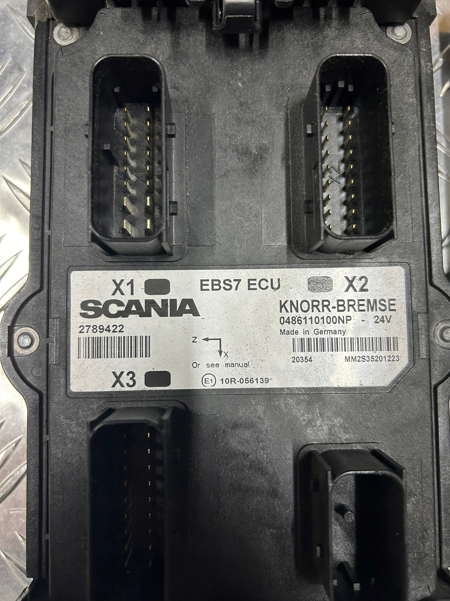 72a9f6645dbb835d2e08f1c0dd825337