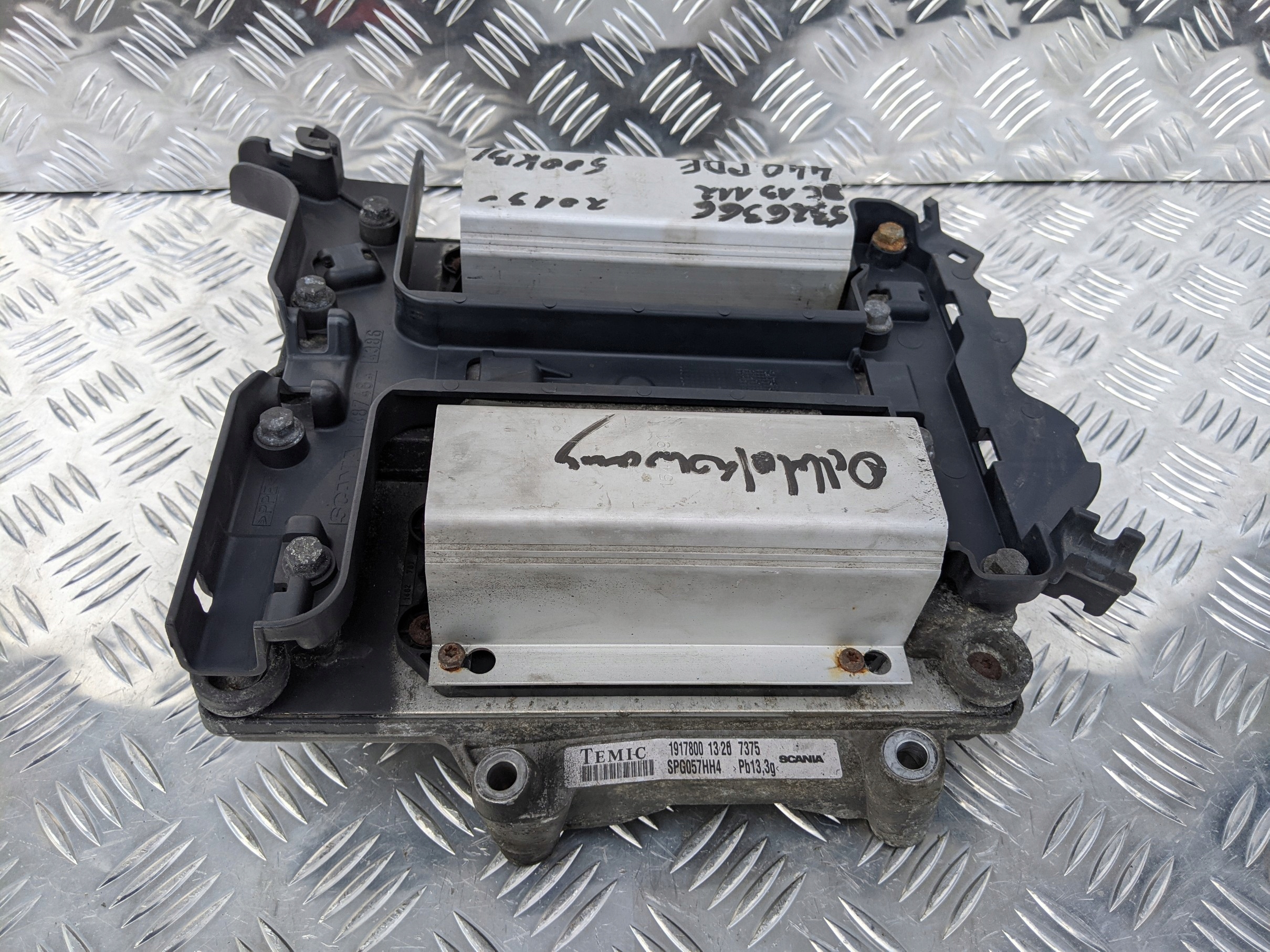 cfcfc915301db967a82e78d80f11fa5b