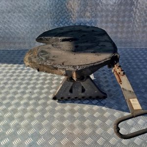 2409b87fd4eda0c5861736d1565be466