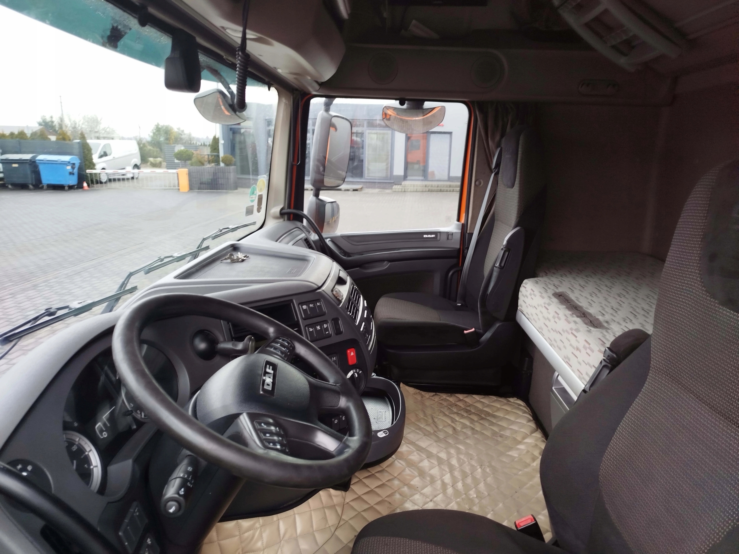 e8f9c5a66af871a5583173633e447e29