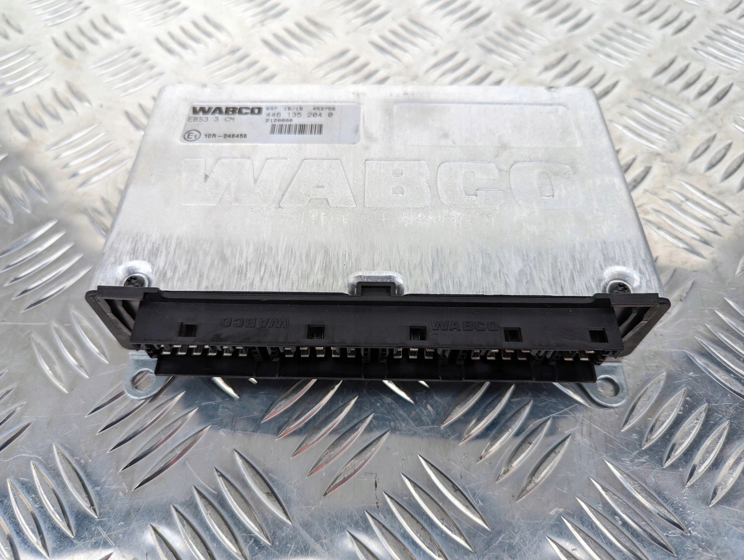 70b17bcd5419e7100b765f3e90caf620