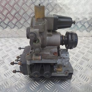 b58a9b835384c64a7882e5e16d4c630c