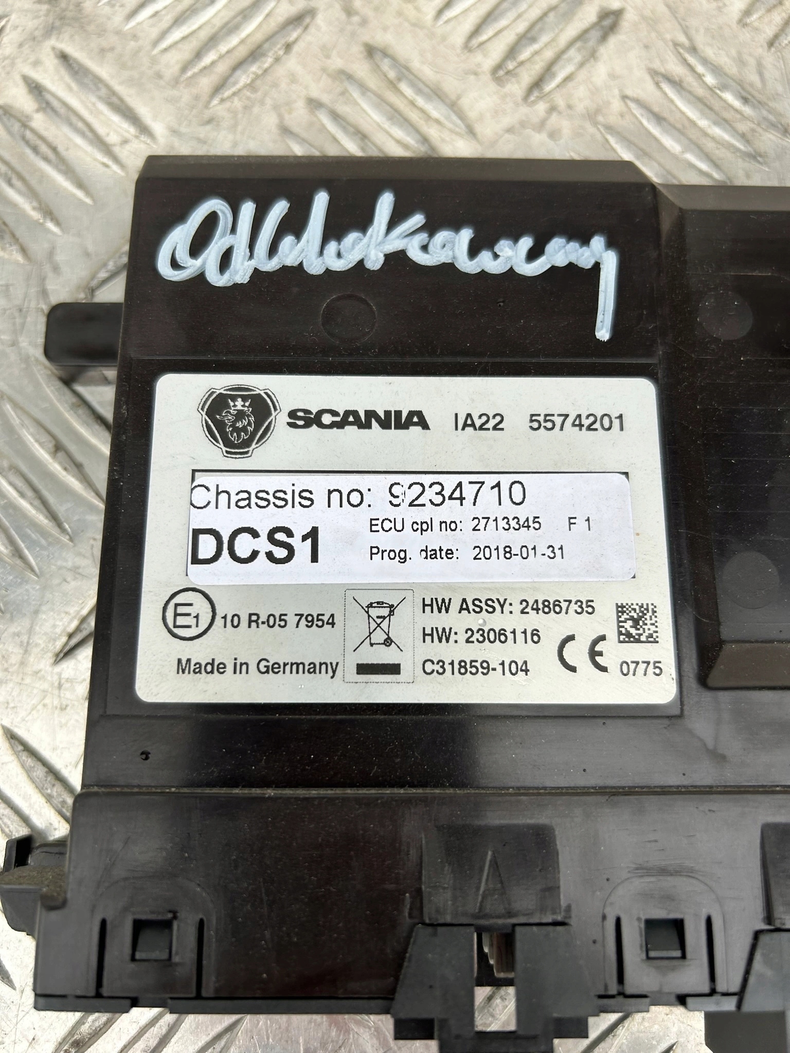 24303949307425cb53f147f20fe1a7e8