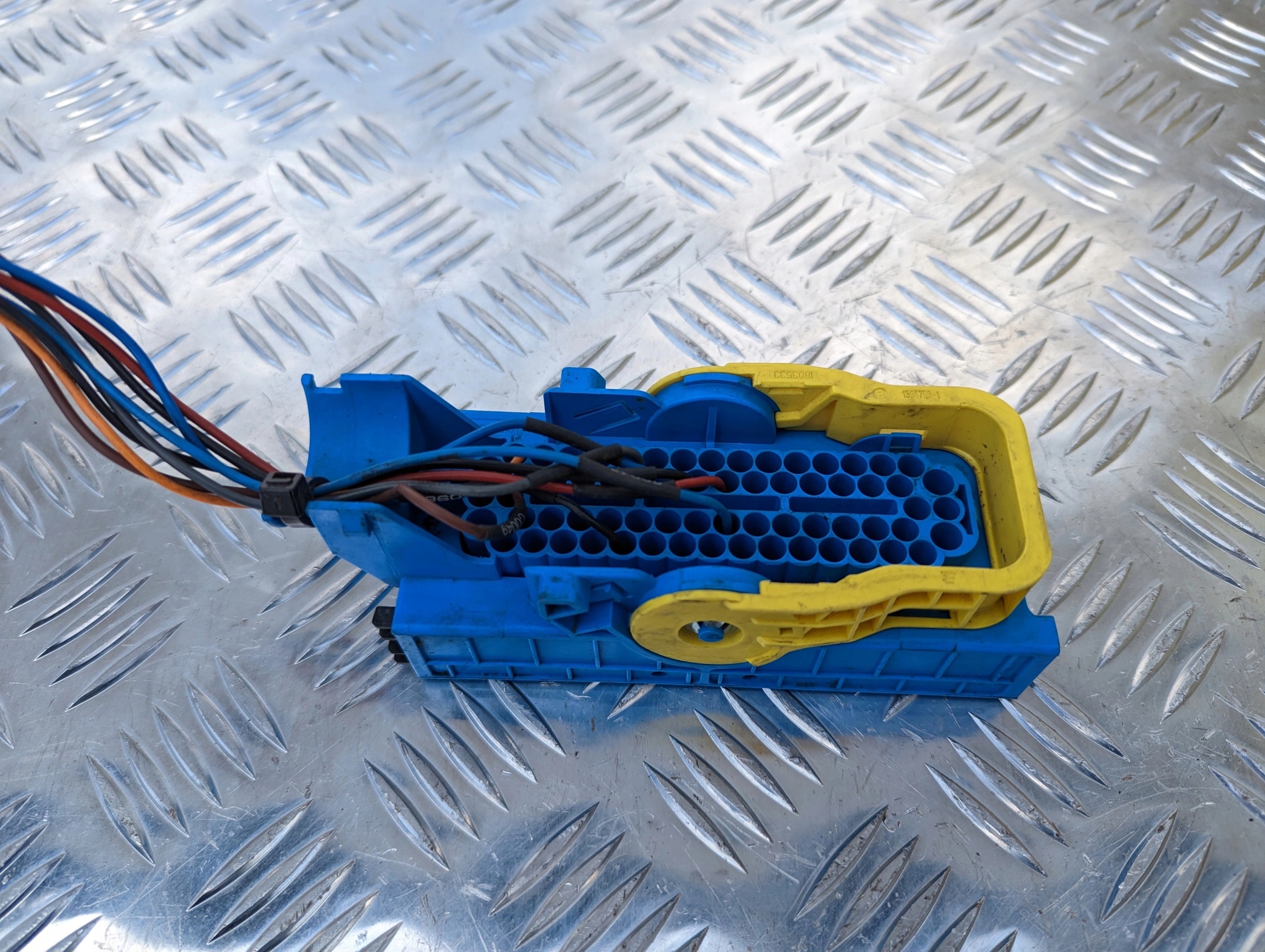 6936902ed5e7fcc038f5954b466830c0