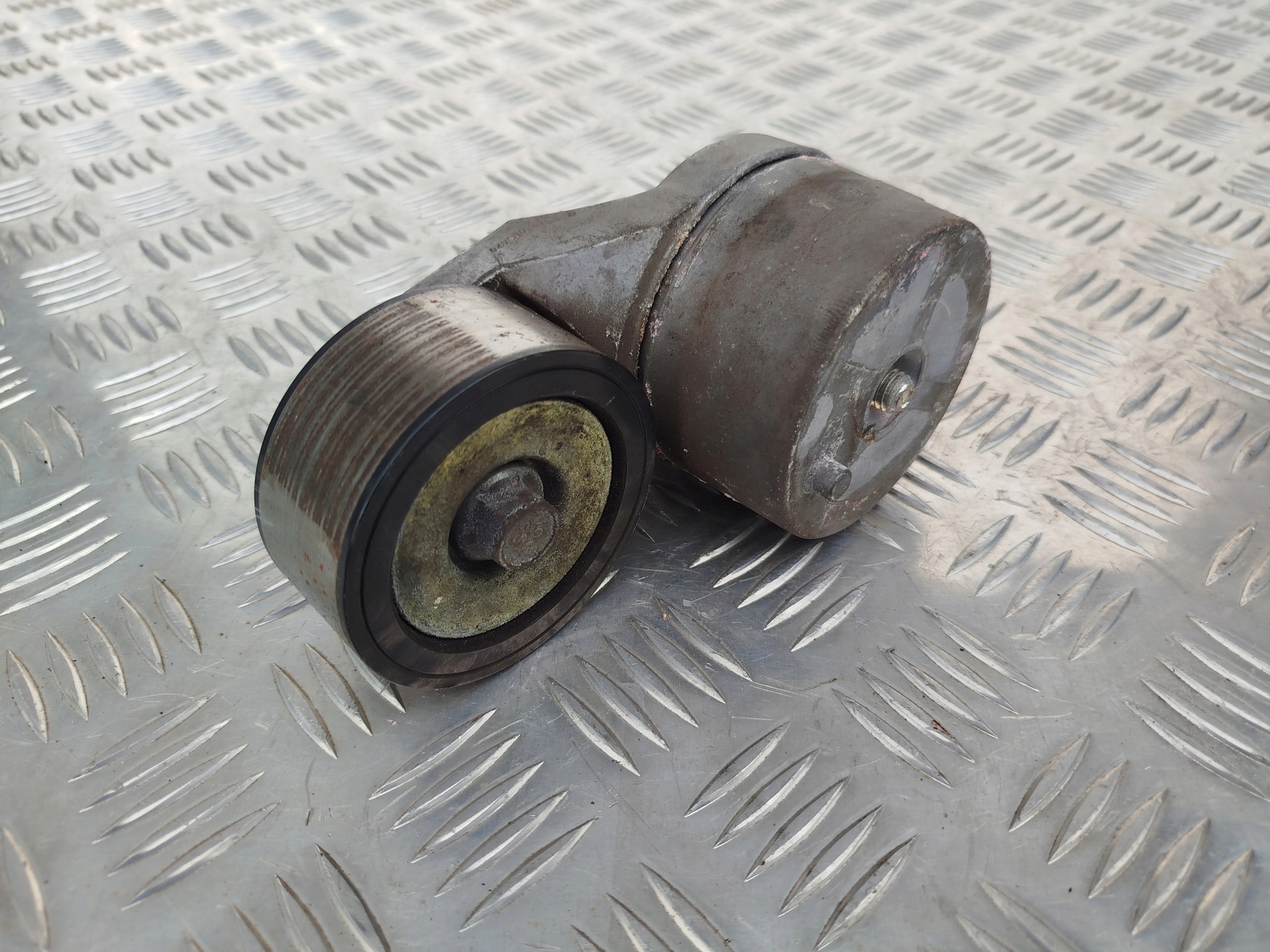 cb5ac8957a2fc77217d9f1909e1f0c9d