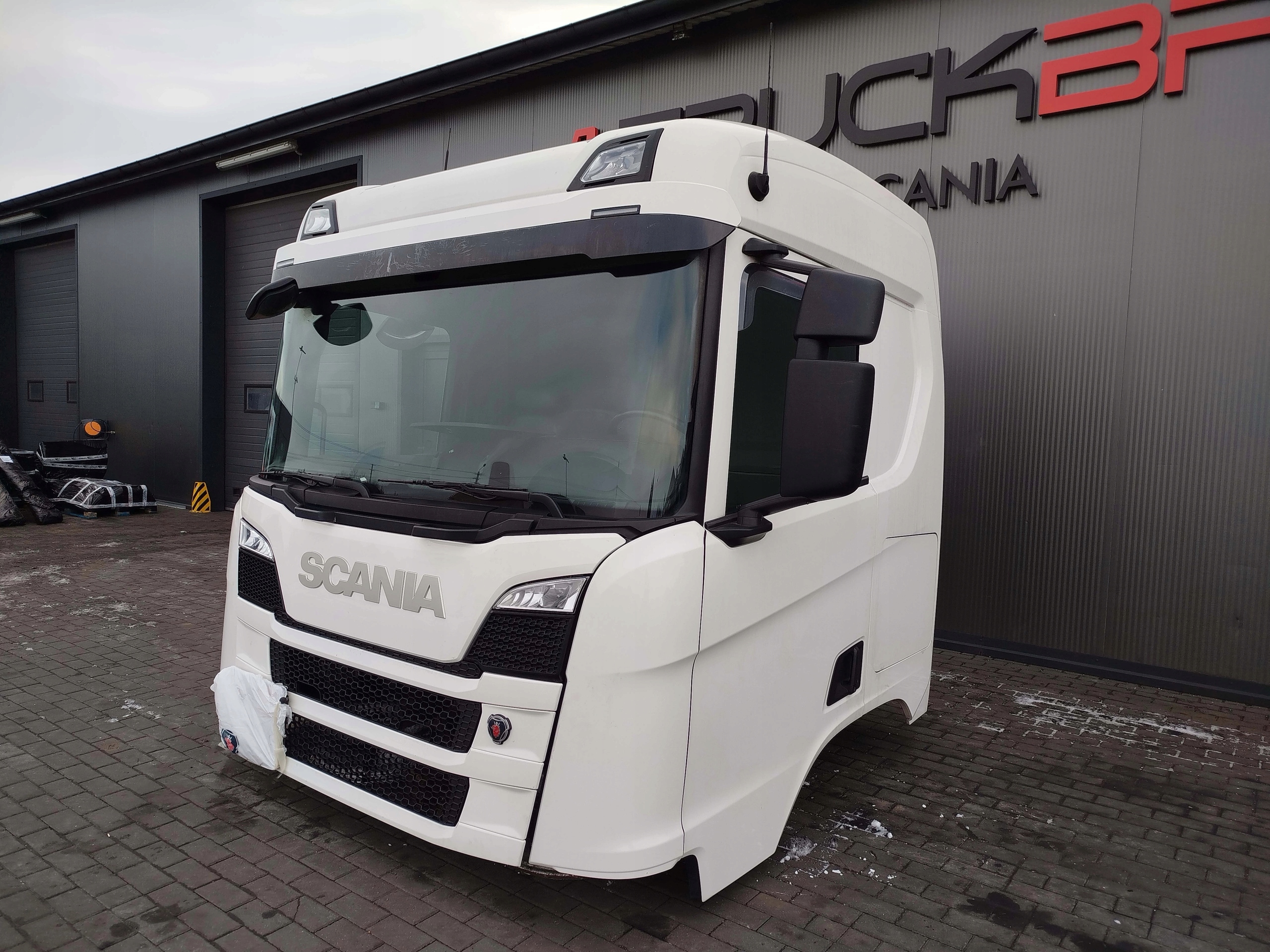 7e868436e16a479ca857cbfb269cc4e3