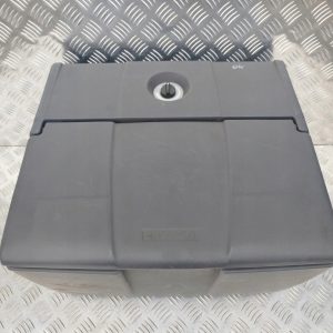 867b876c32921e96f08834c8f84c8851