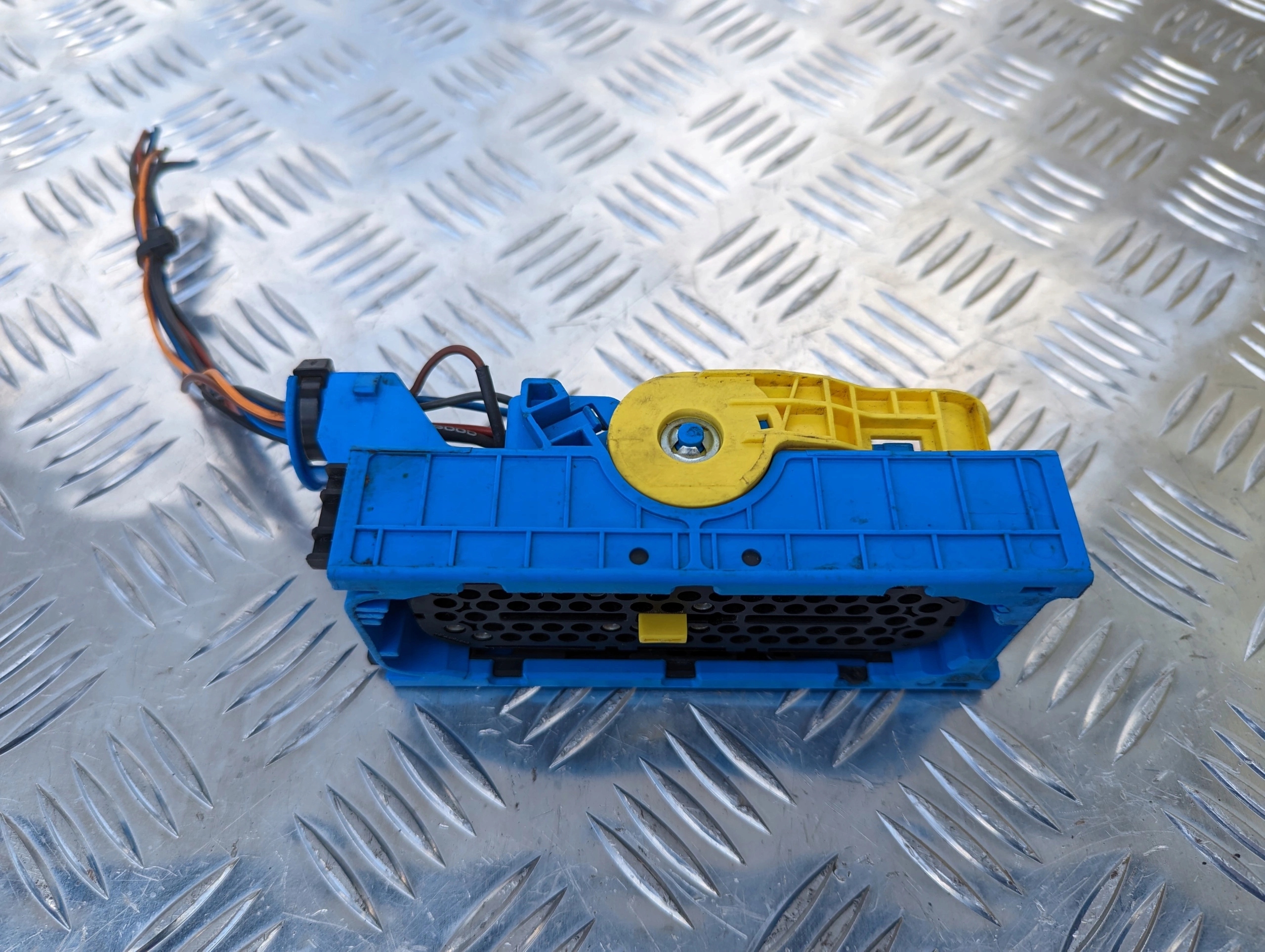 a5c8dca00123730243e27c90579570b3