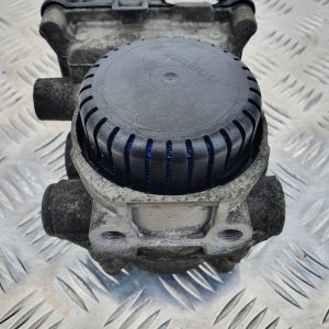 d042848bf46965a175945867edde7151