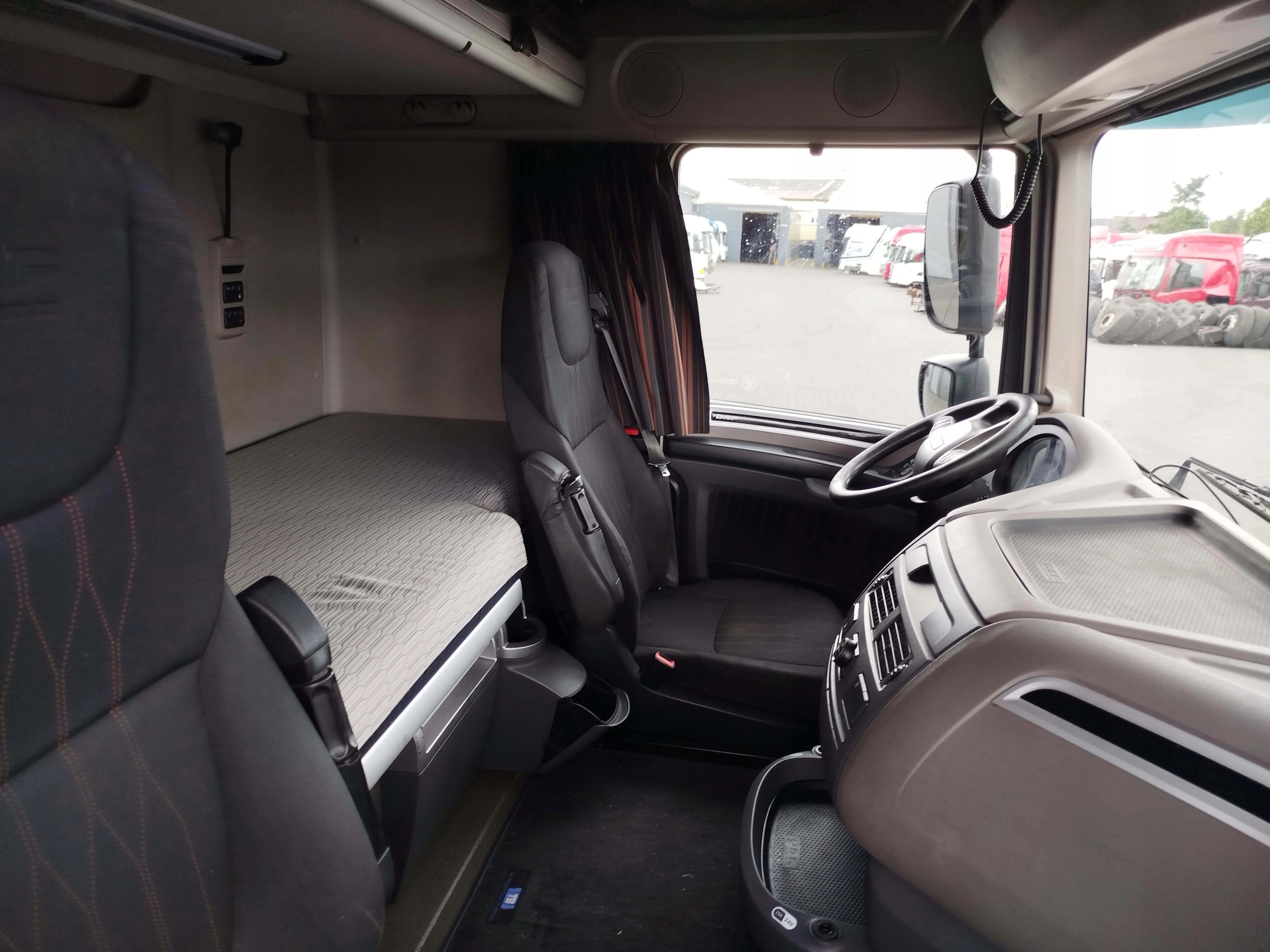 ef63bd4eb12cf9e92a12746720289688