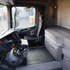 KABINA SCANIA R NTG