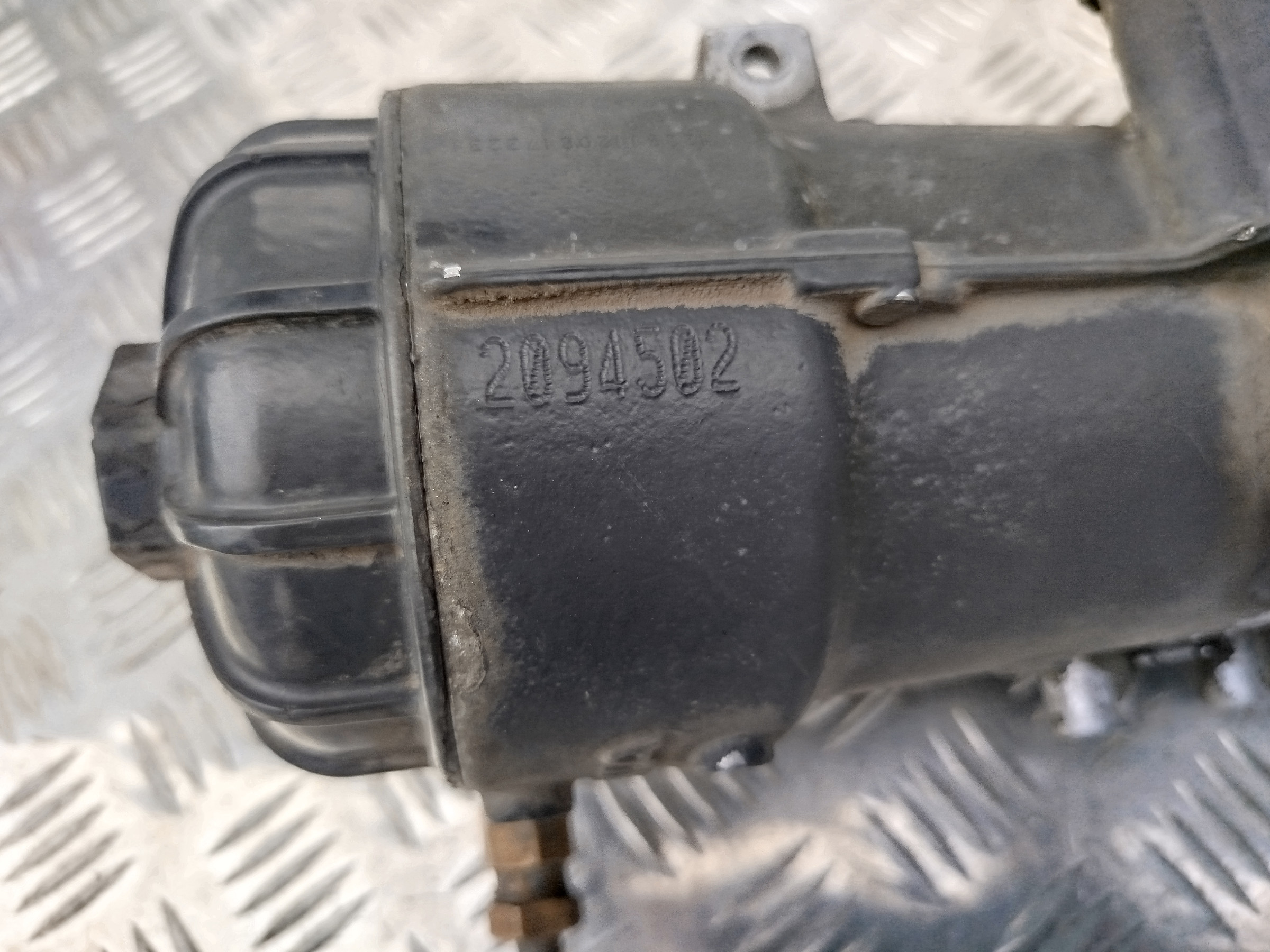 OBUDOWA FILTRA PALIWA SCANIA V8 730 EURO 6