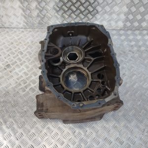 OBUDOWA SKRZYNI BIEGÓW ŚRODKOWA SCANIA GRS 895 AUTOBUS 875