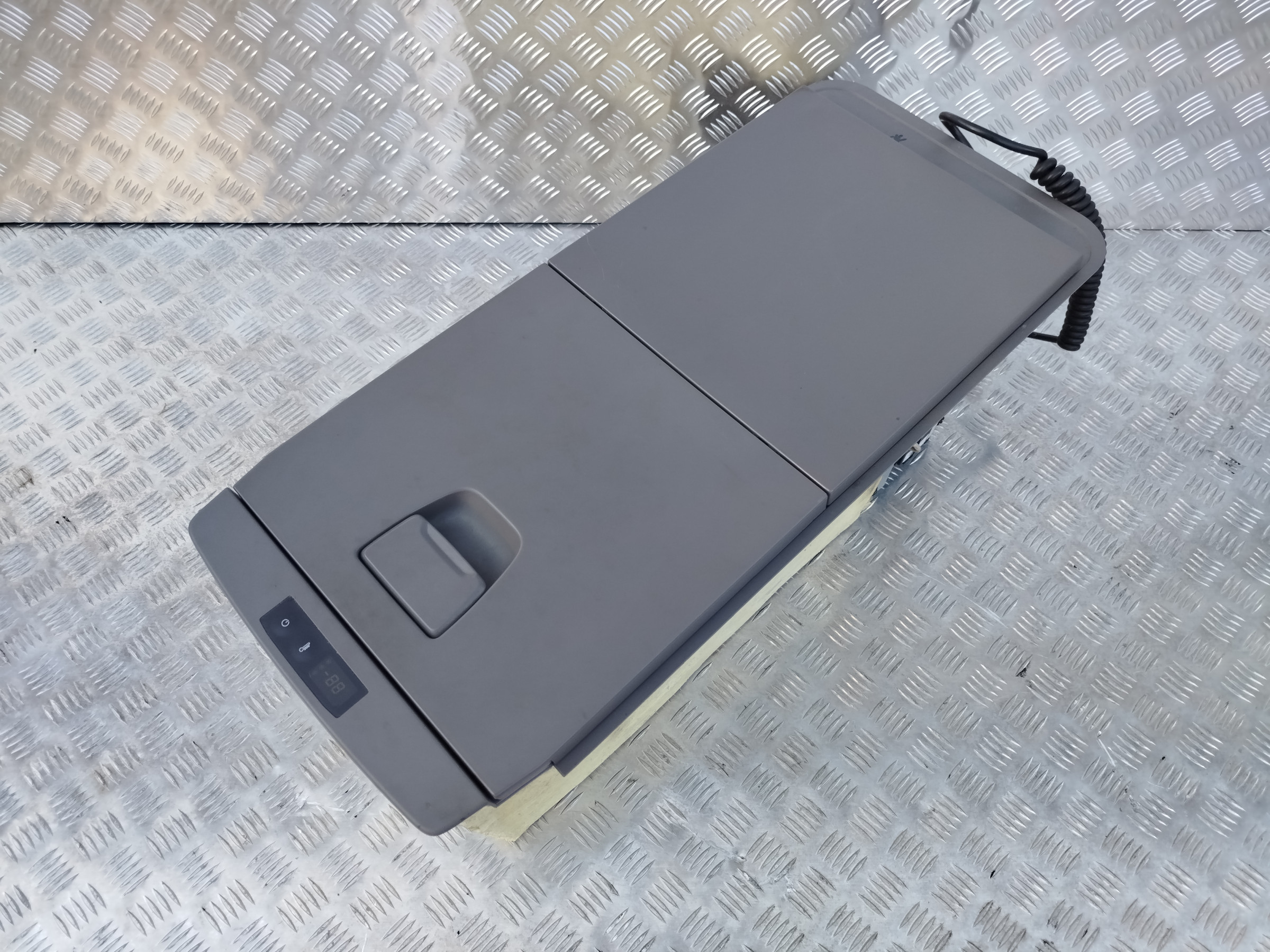 LODÓWKA SCANIA R NTG